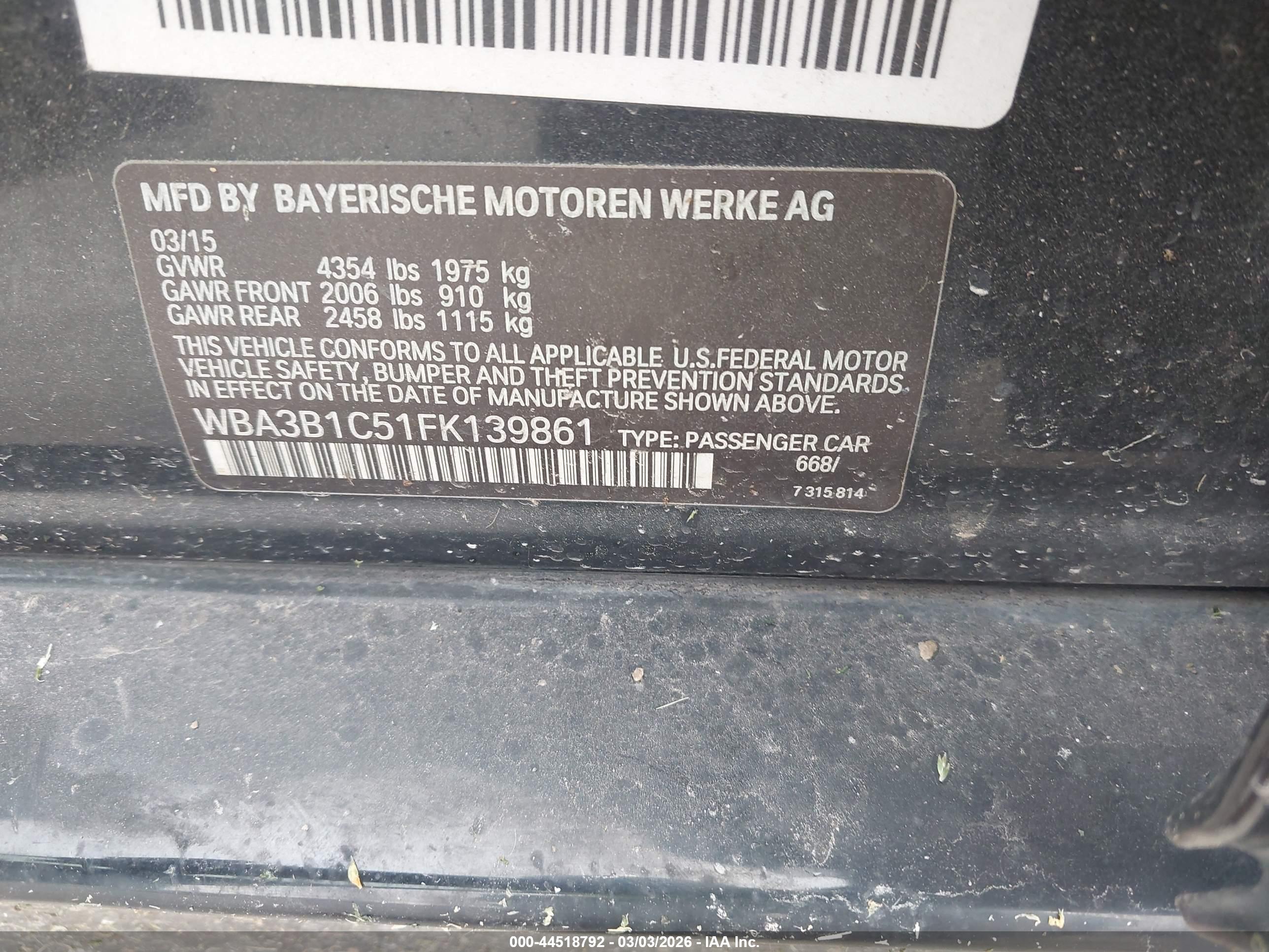 BMW 320I image 9