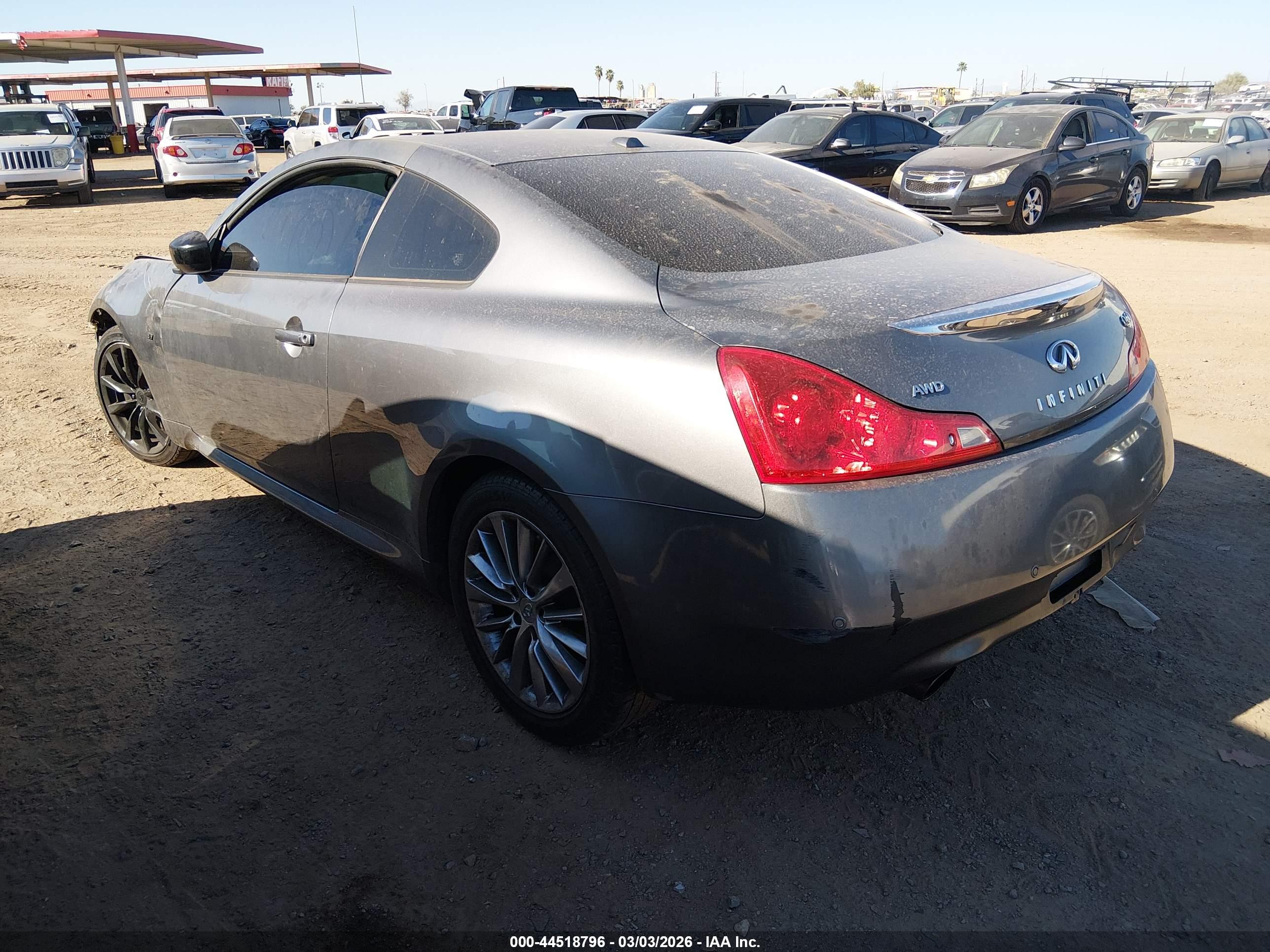 INFINITI Q60 image 3