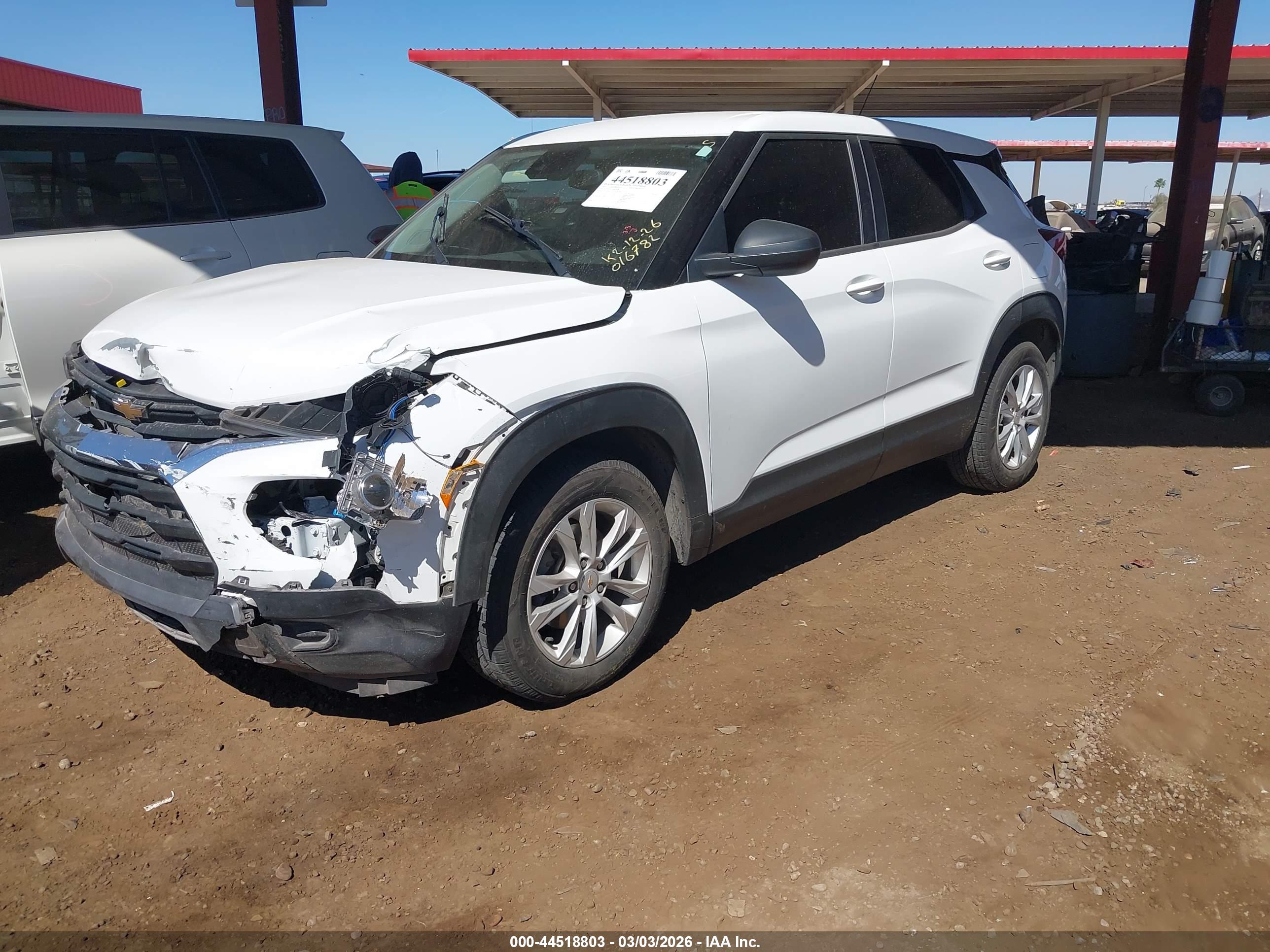 CHEVROLET TRAILBLAZER image 2