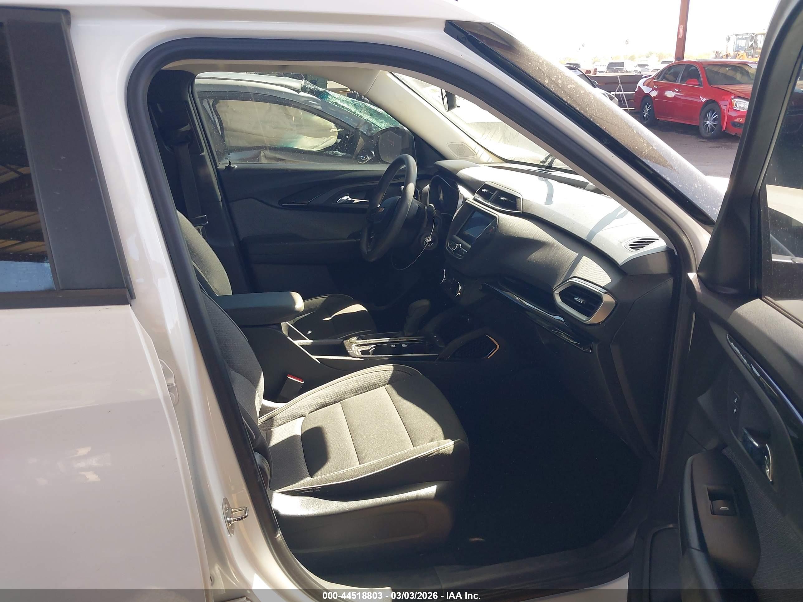 CHEVROLET TRAILBLAZER image 5