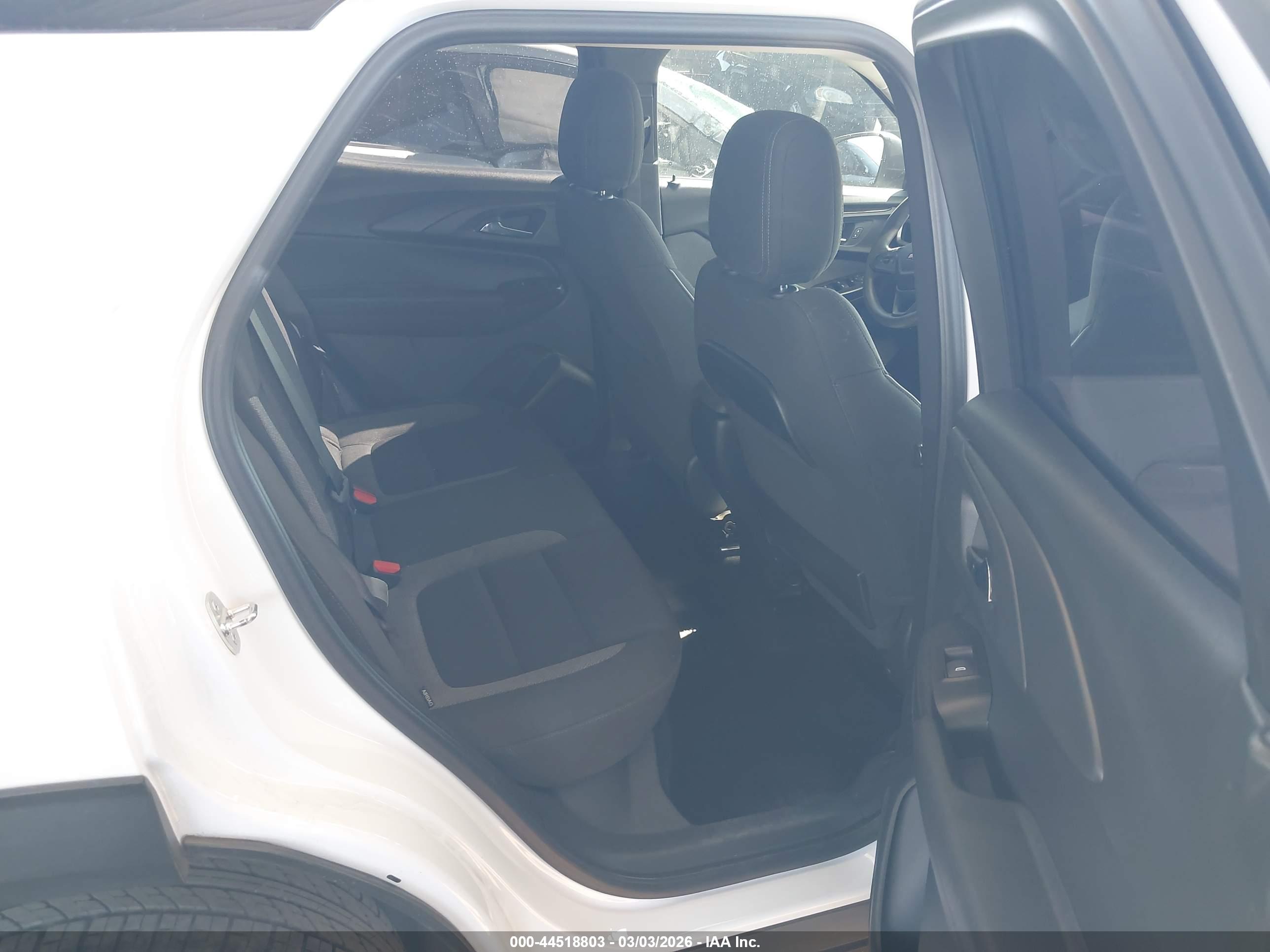 CHEVROLET TRAILBLAZER image 8