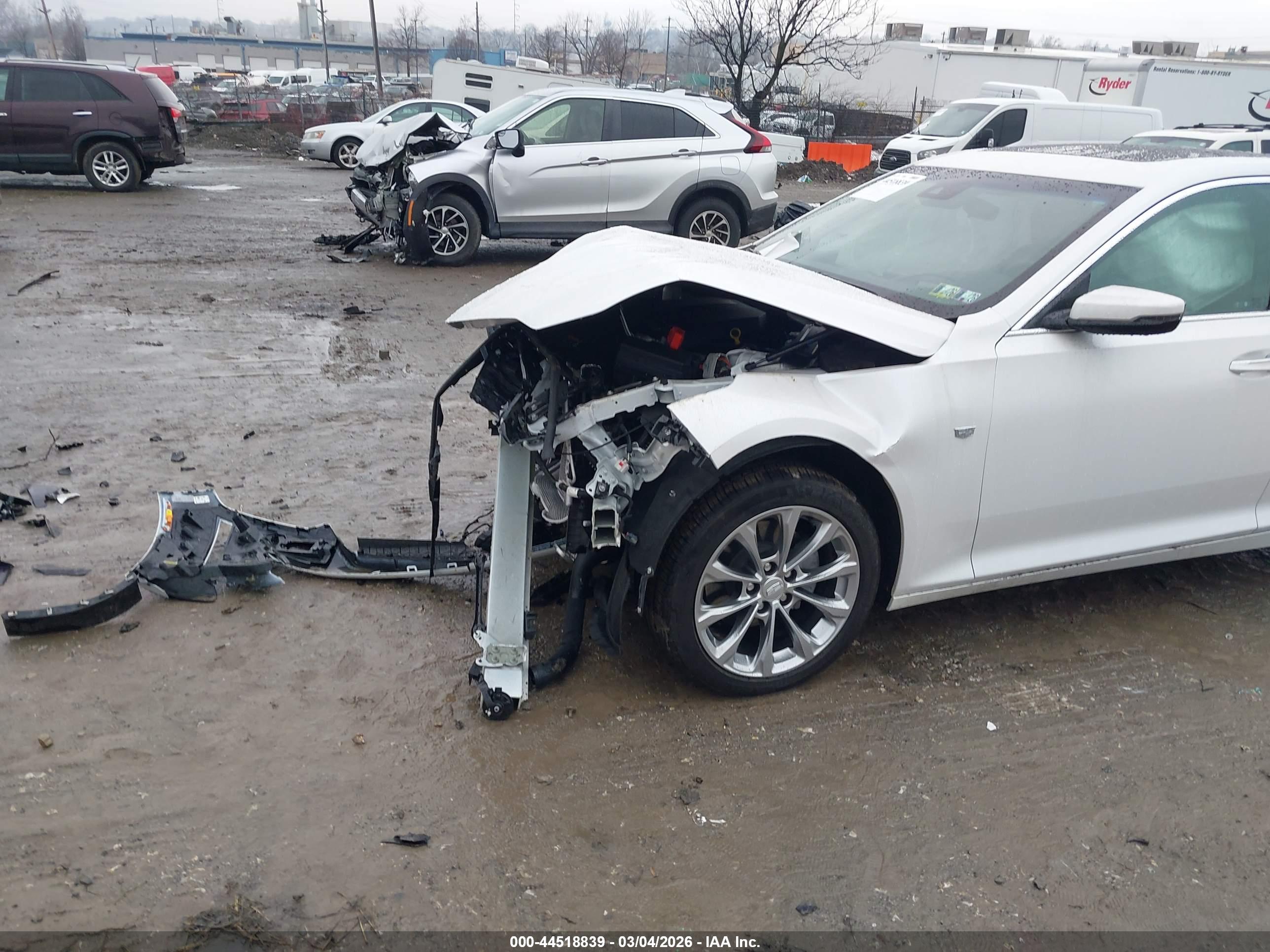 CADILLAC CT5 image 6