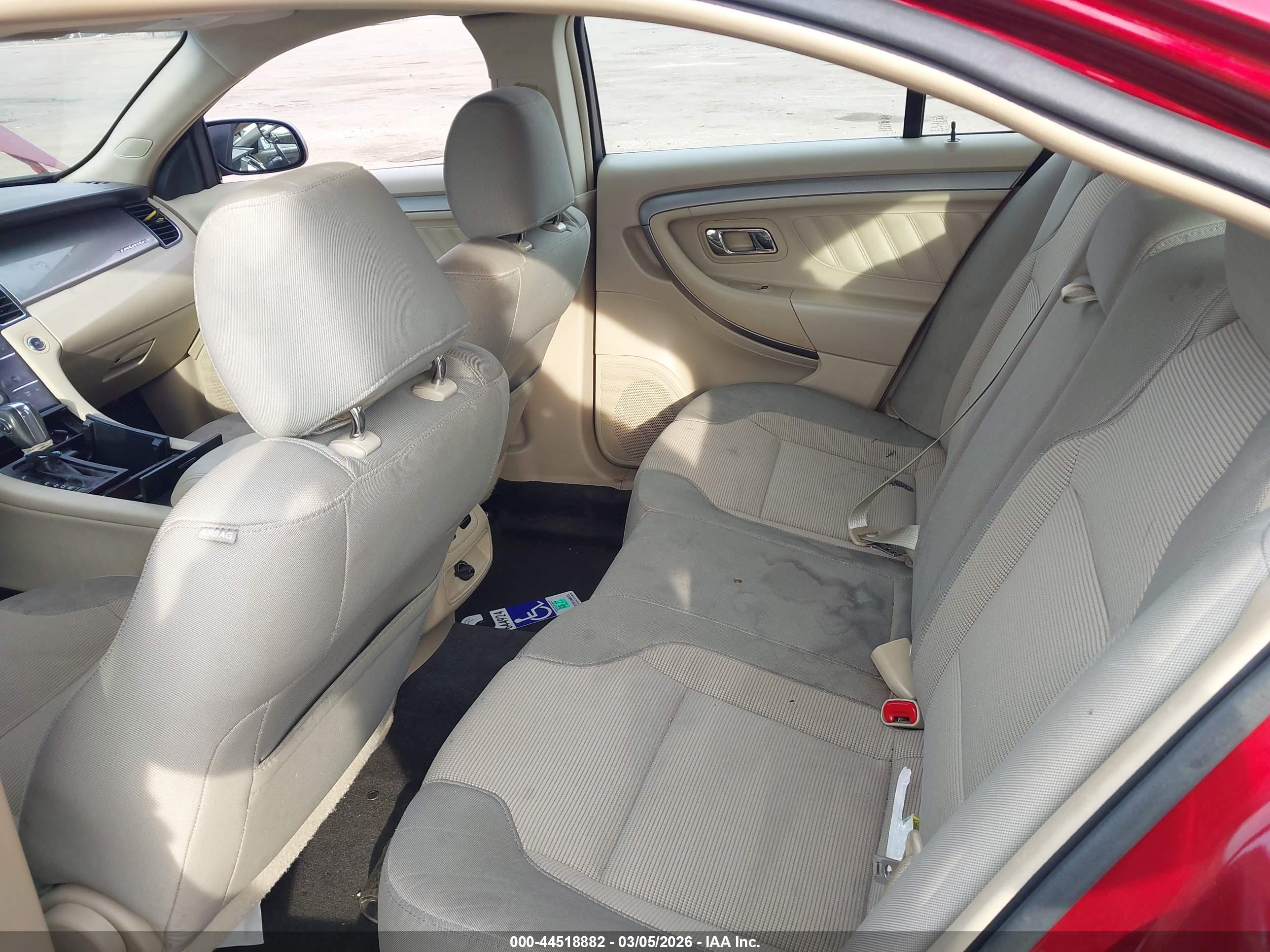 FORD TAURUS image 8