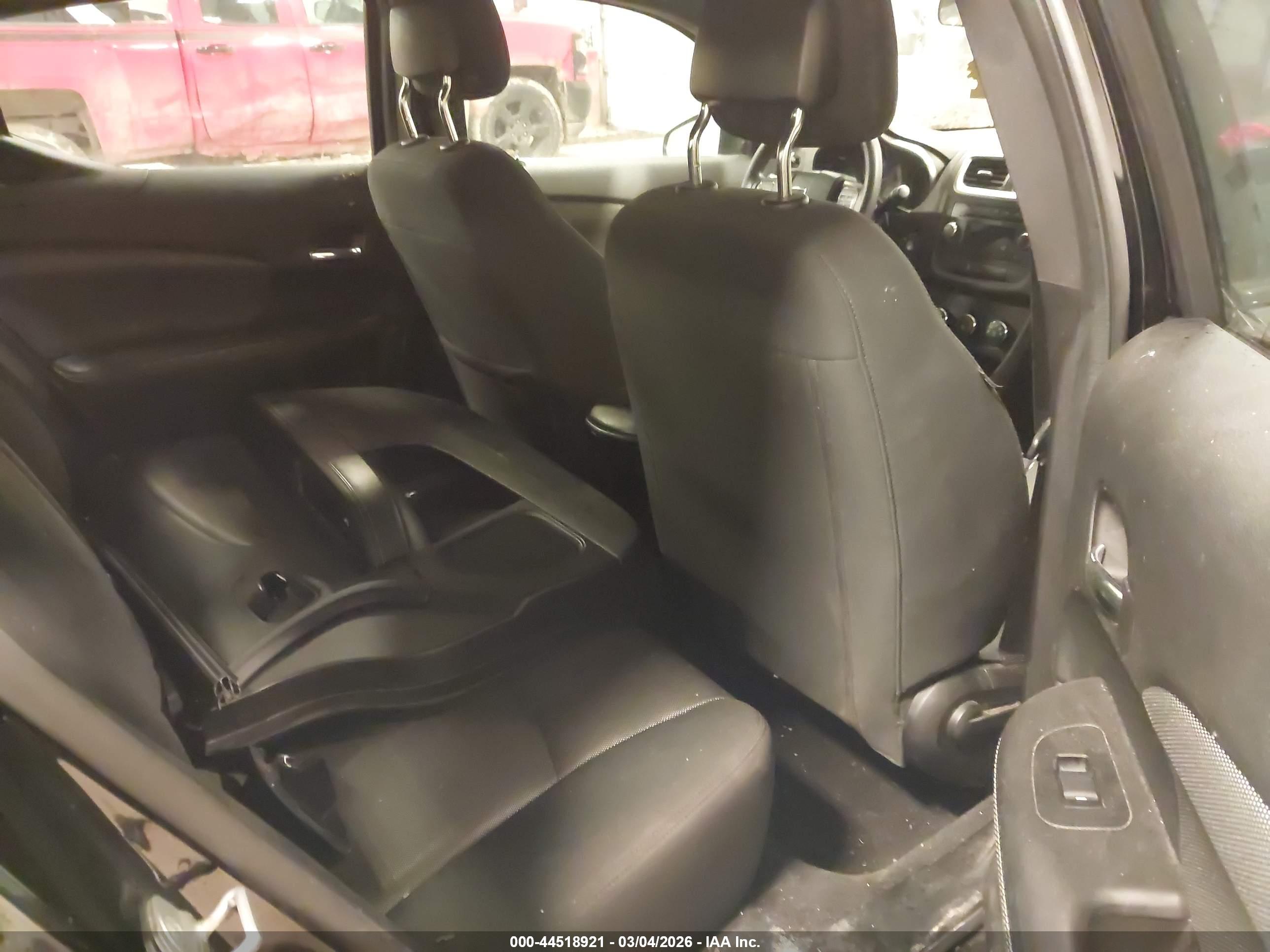 DODGE AVENGER image 8