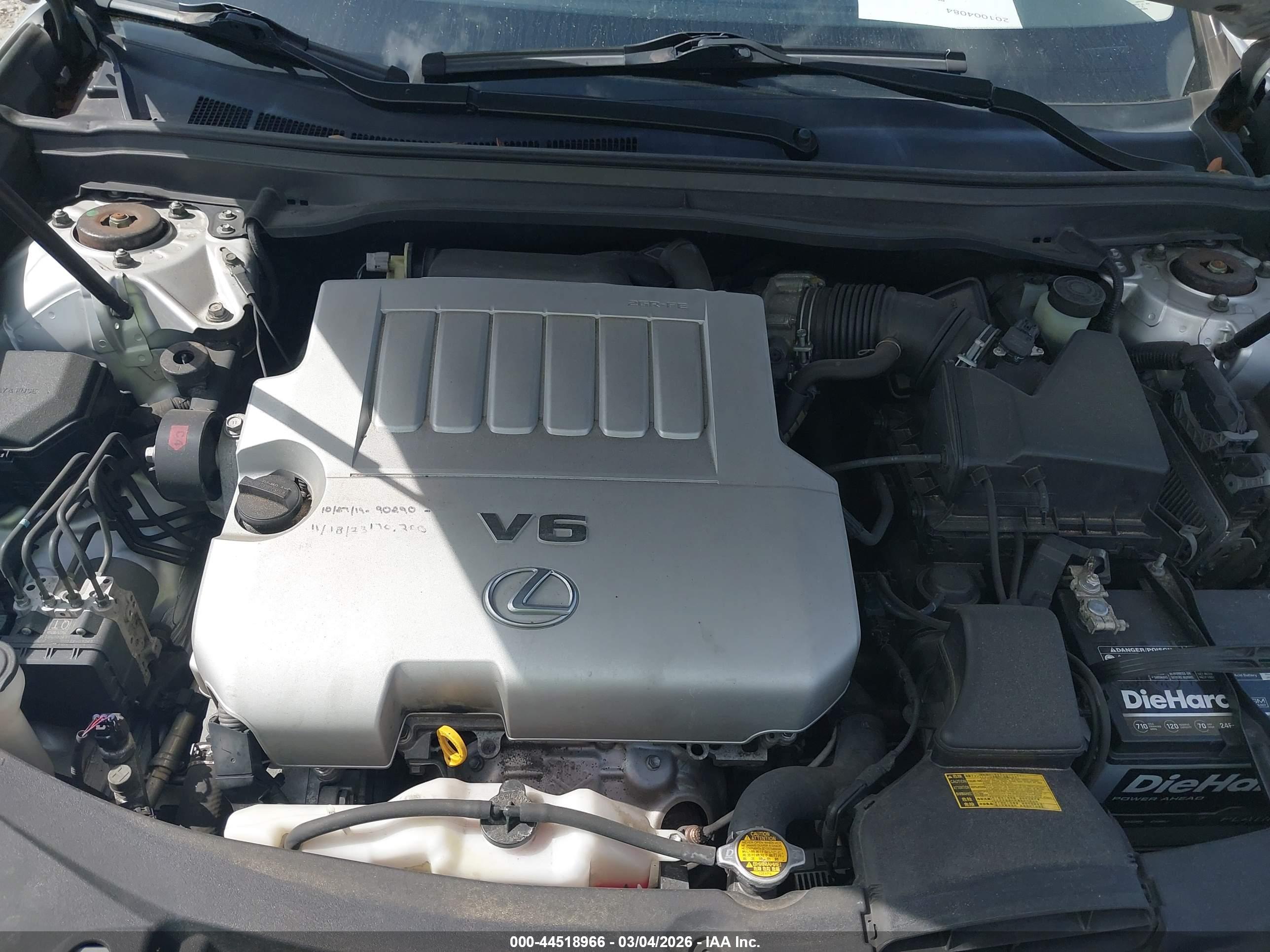 LEXUS ES image 10