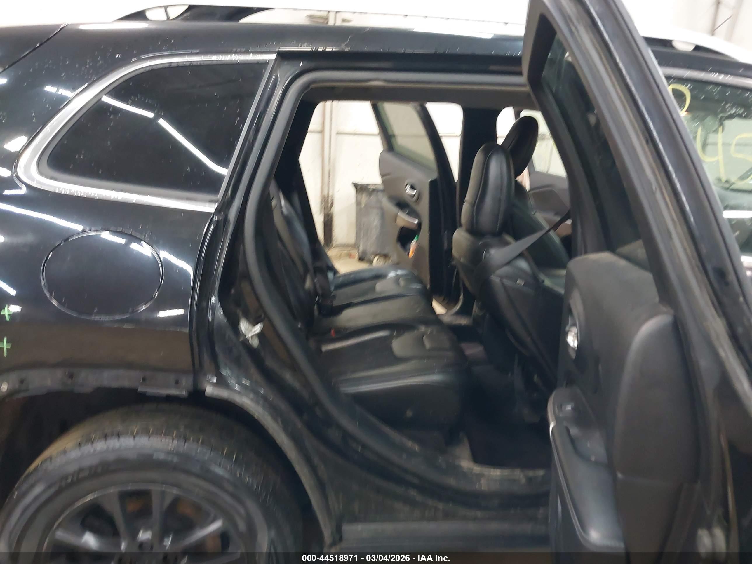 JEEP CHEROKEE image 8