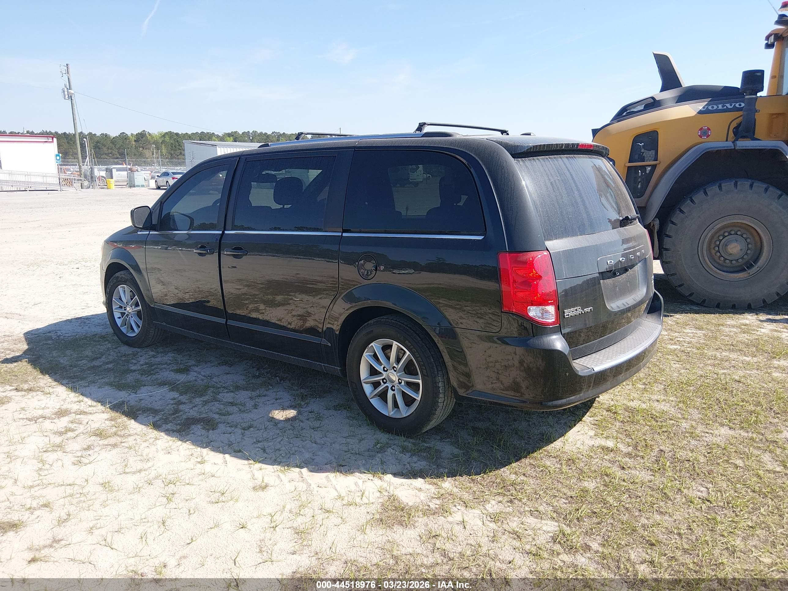 DODGE GRAND image 3