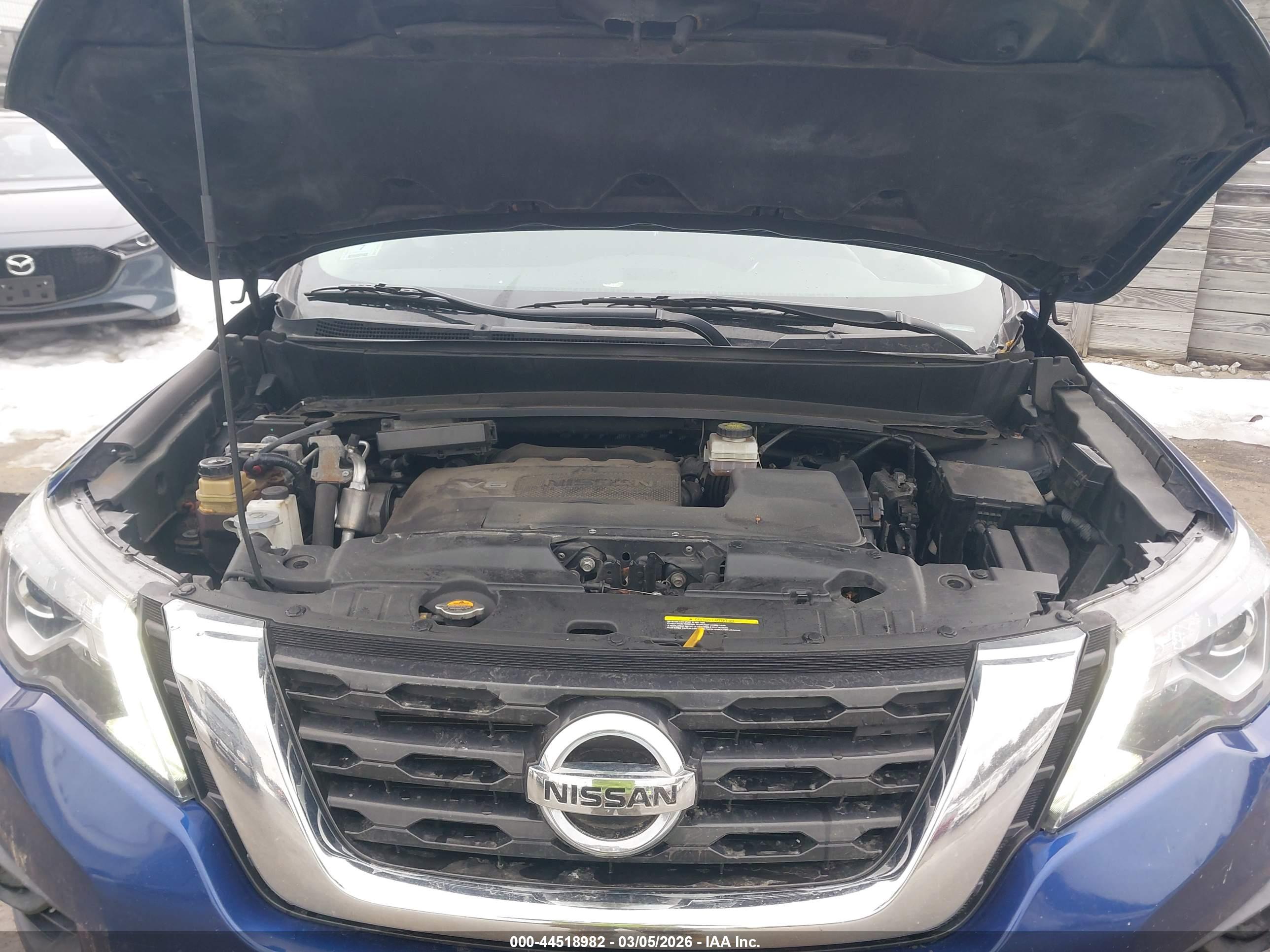 NISSAN PATHFINDER image 10