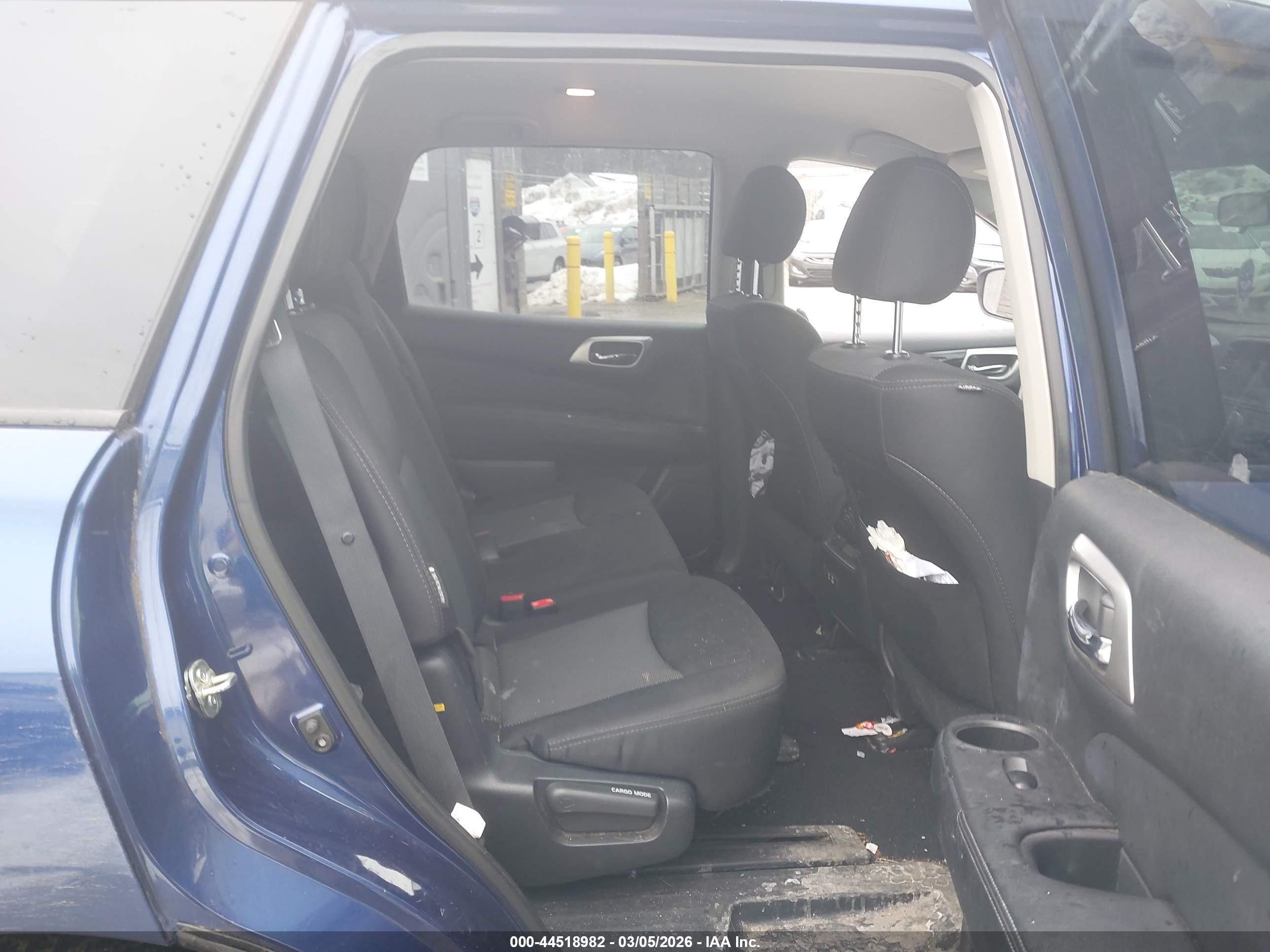 NISSAN PATHFINDER image 8