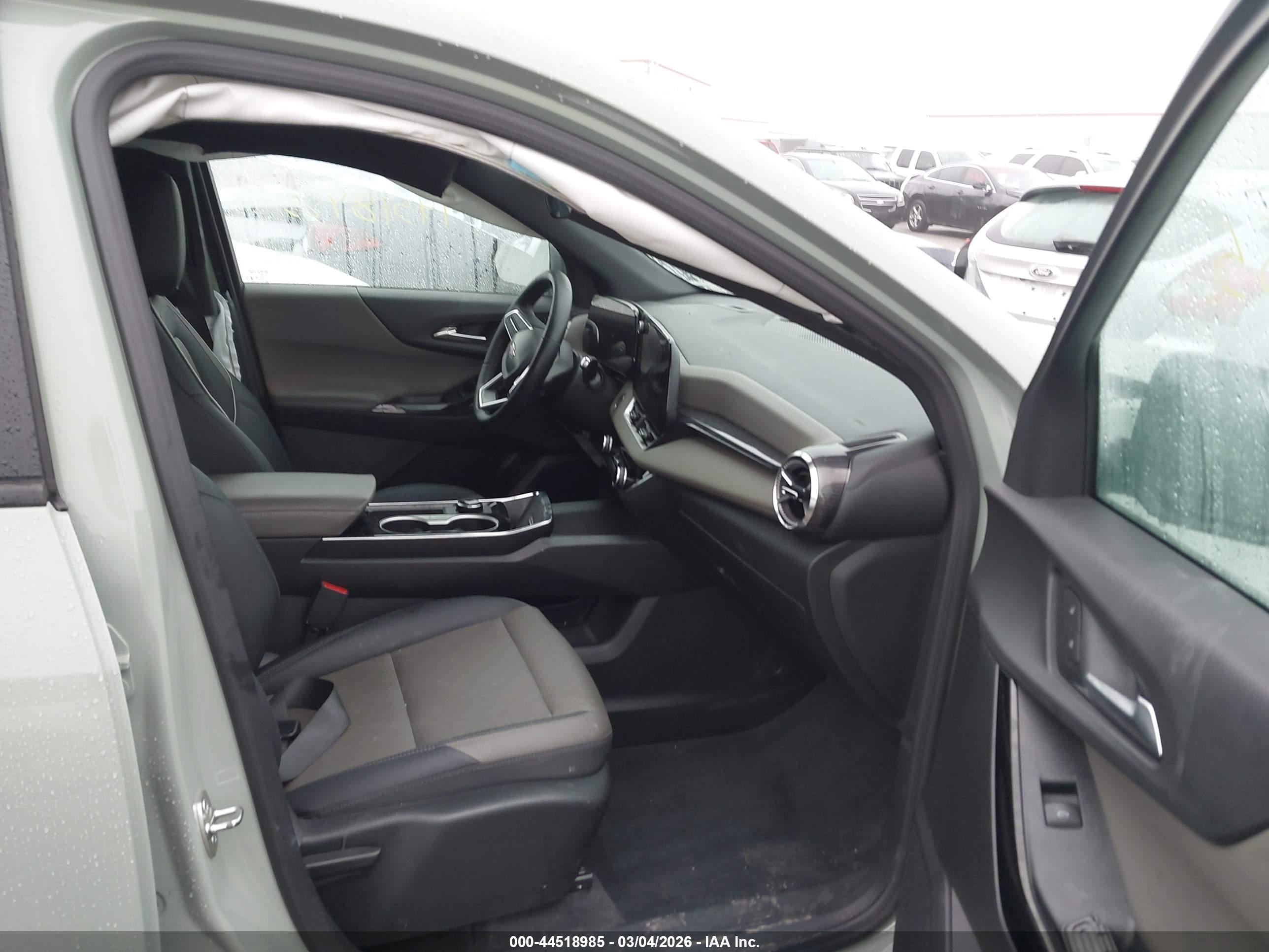 CHEVROLET EQUINOX image 5
