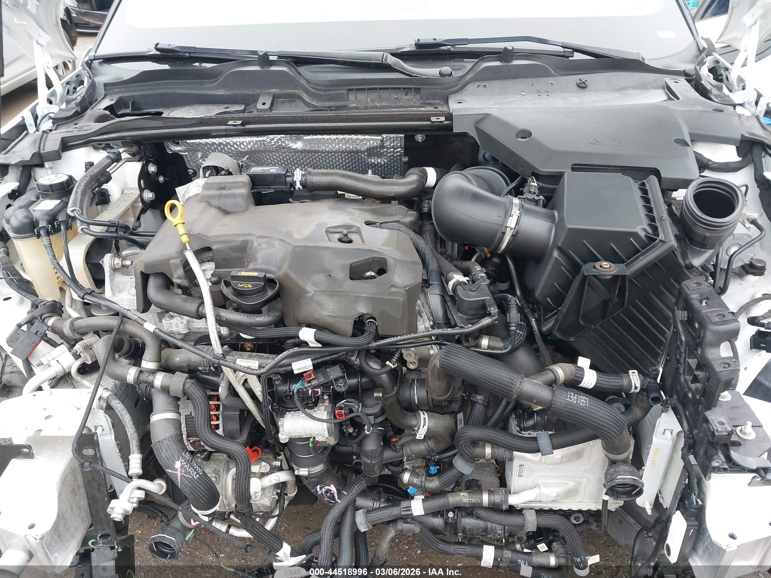 LAND ROVER image 10