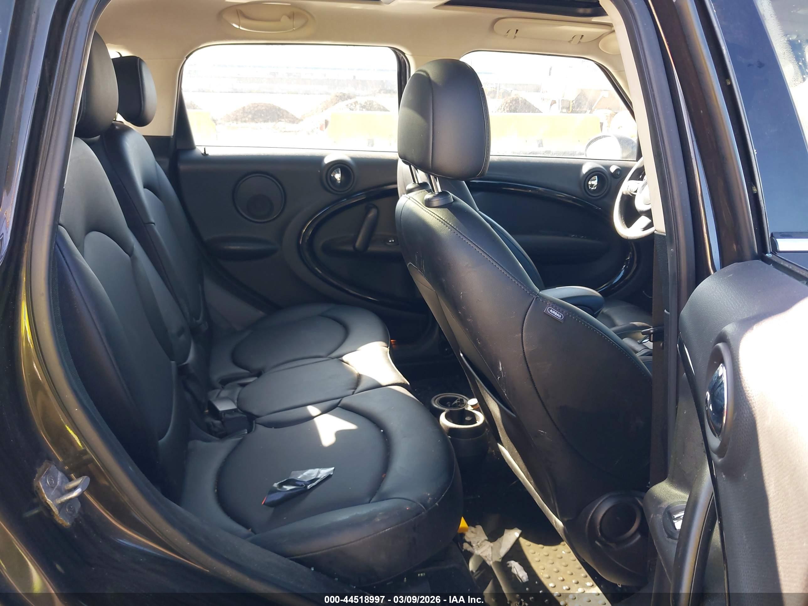MINI COUNTRYMAN image 8