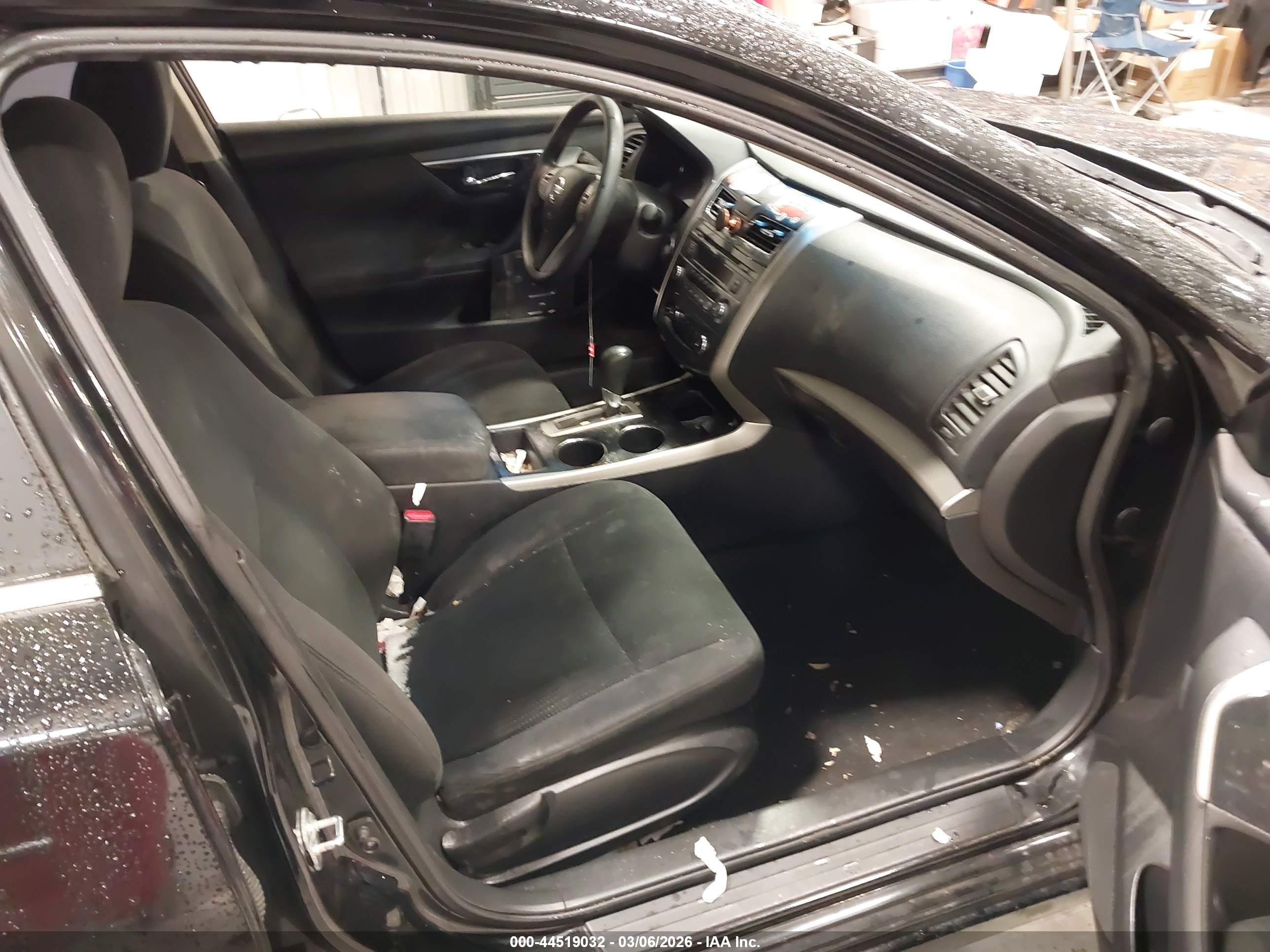 NISSAN ALTIMA image 5