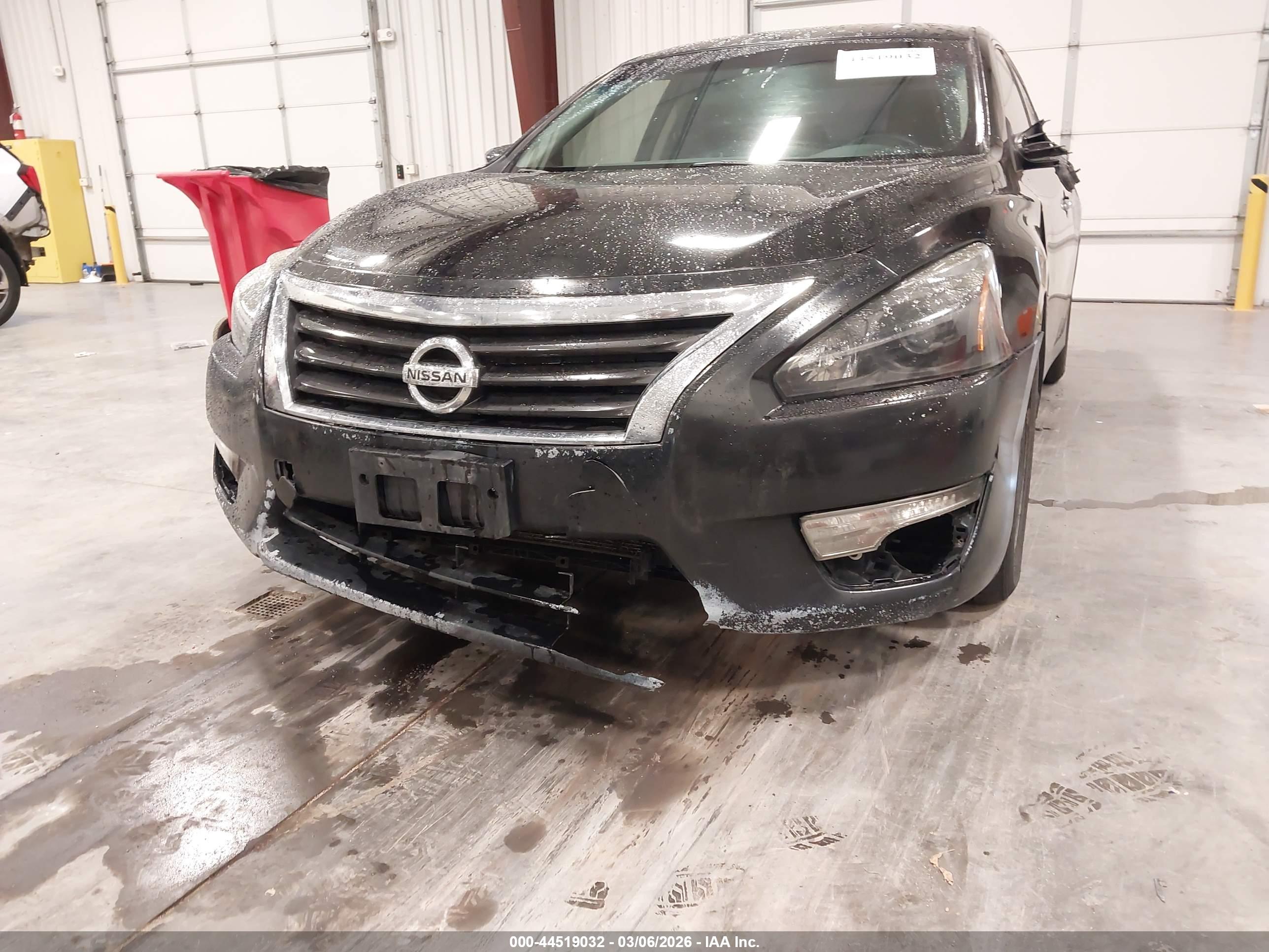 NISSAN ALTIMA image 6