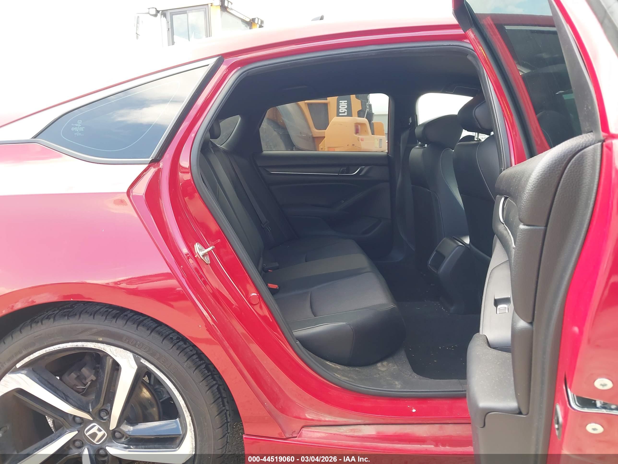 HONDA ACCORD image 8