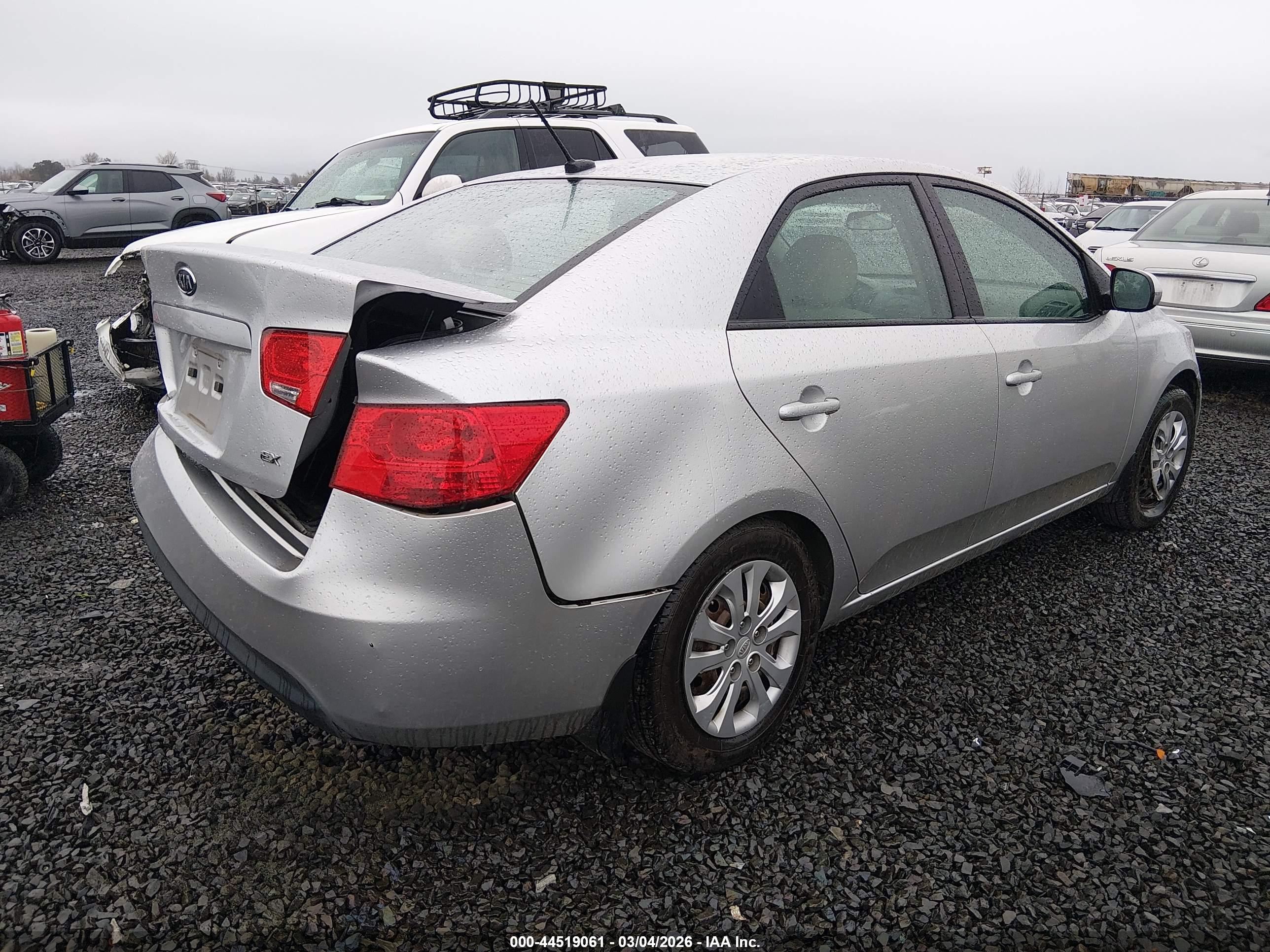 KIA FORTE image 4
