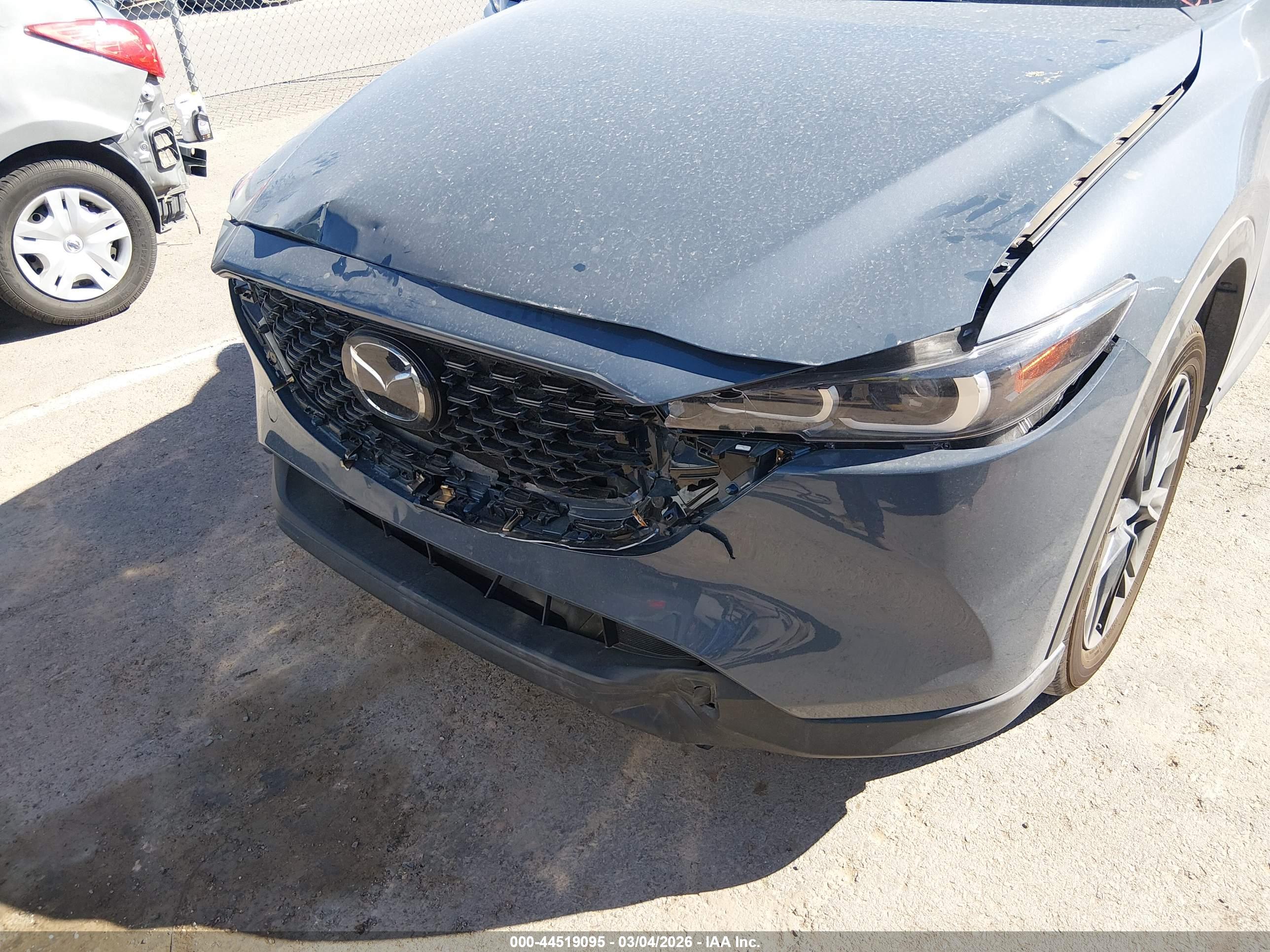 MAZDA CX-5 image 6