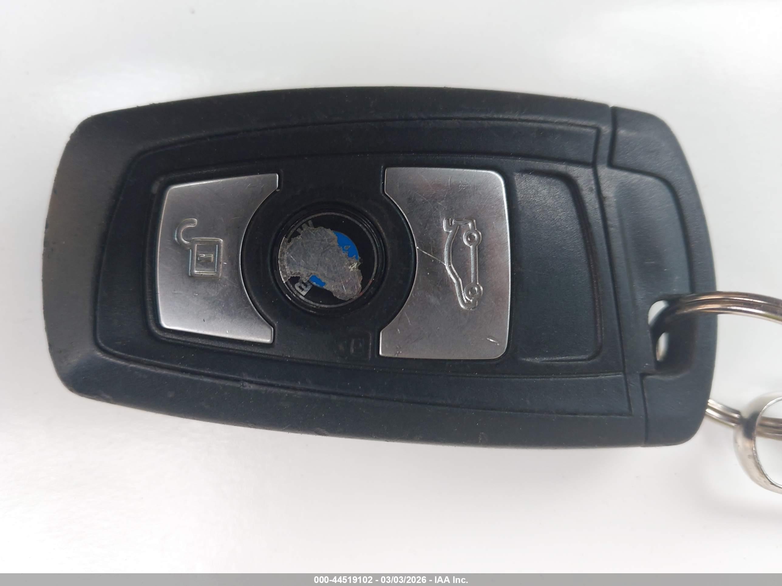 BMW 328I image 11