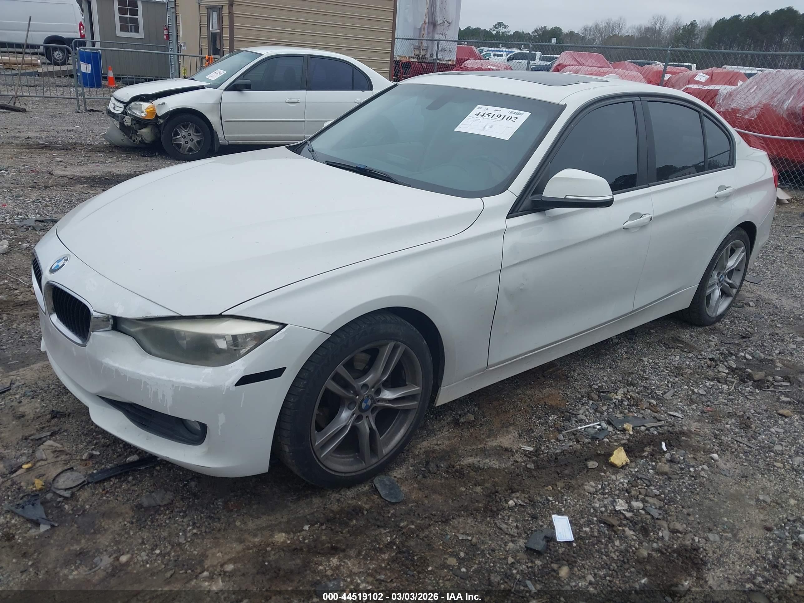 BMW 328I image 2