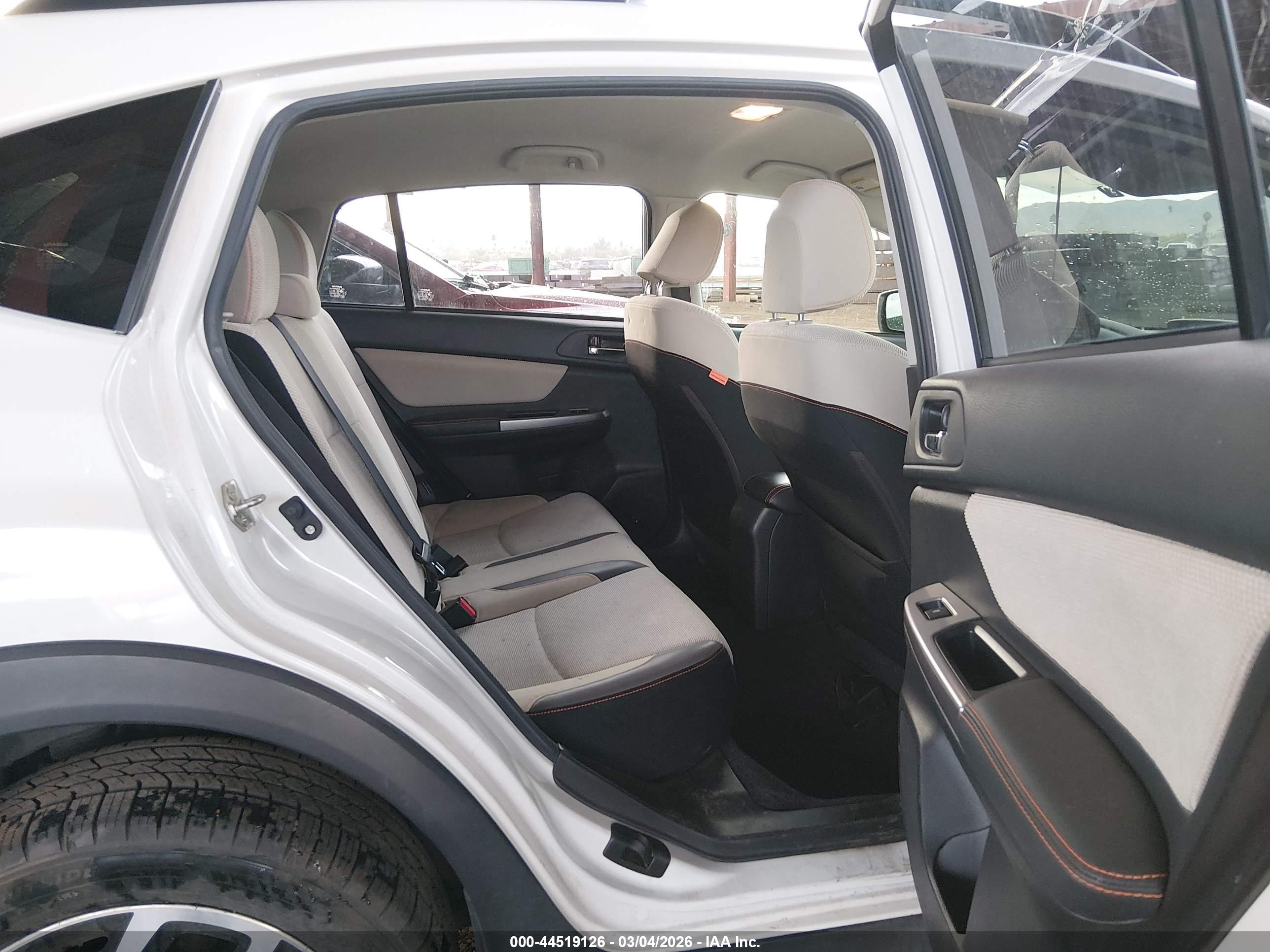 SUBARU CROSSTREK image 8