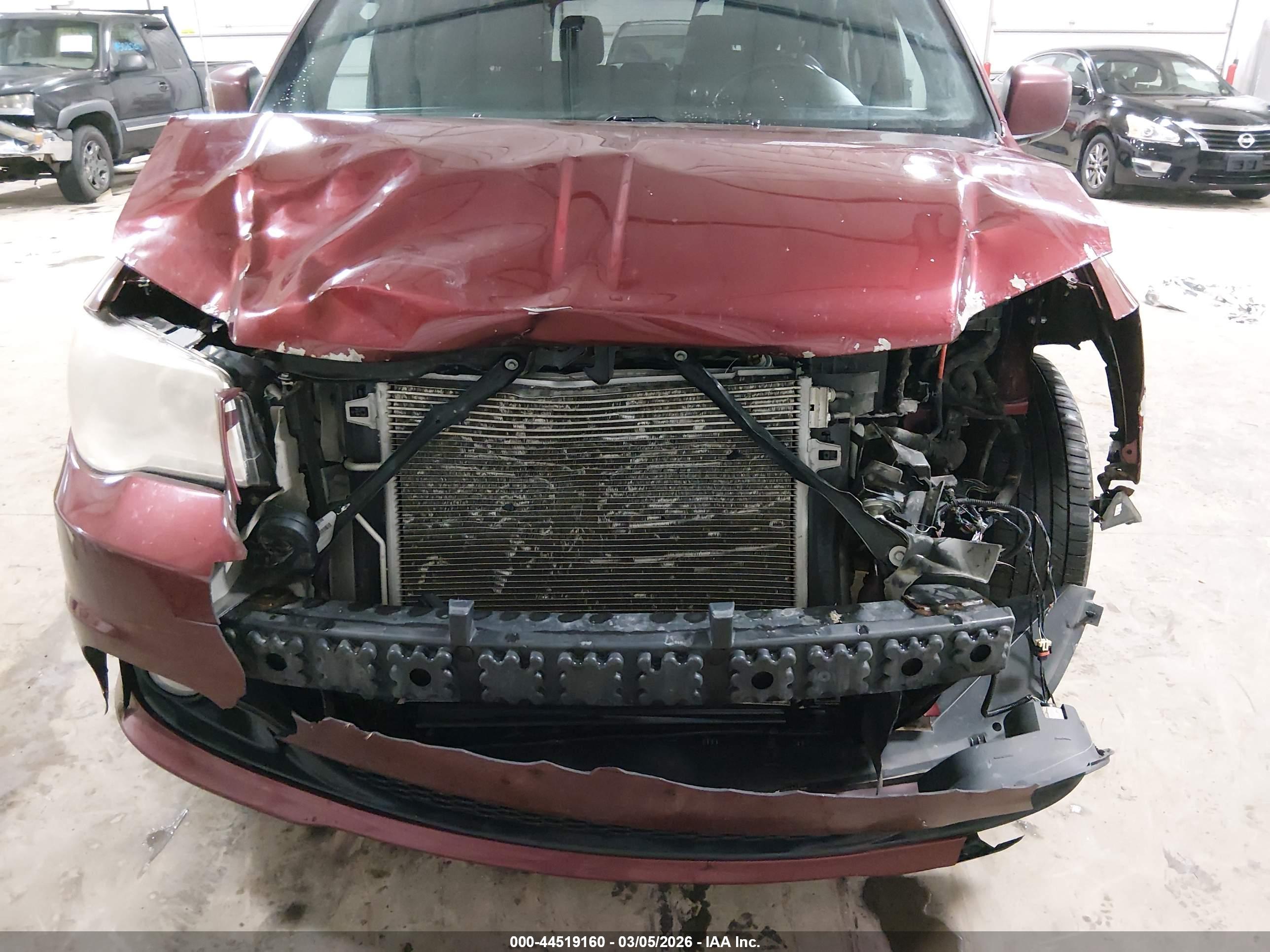 DODGE GRAND image 6