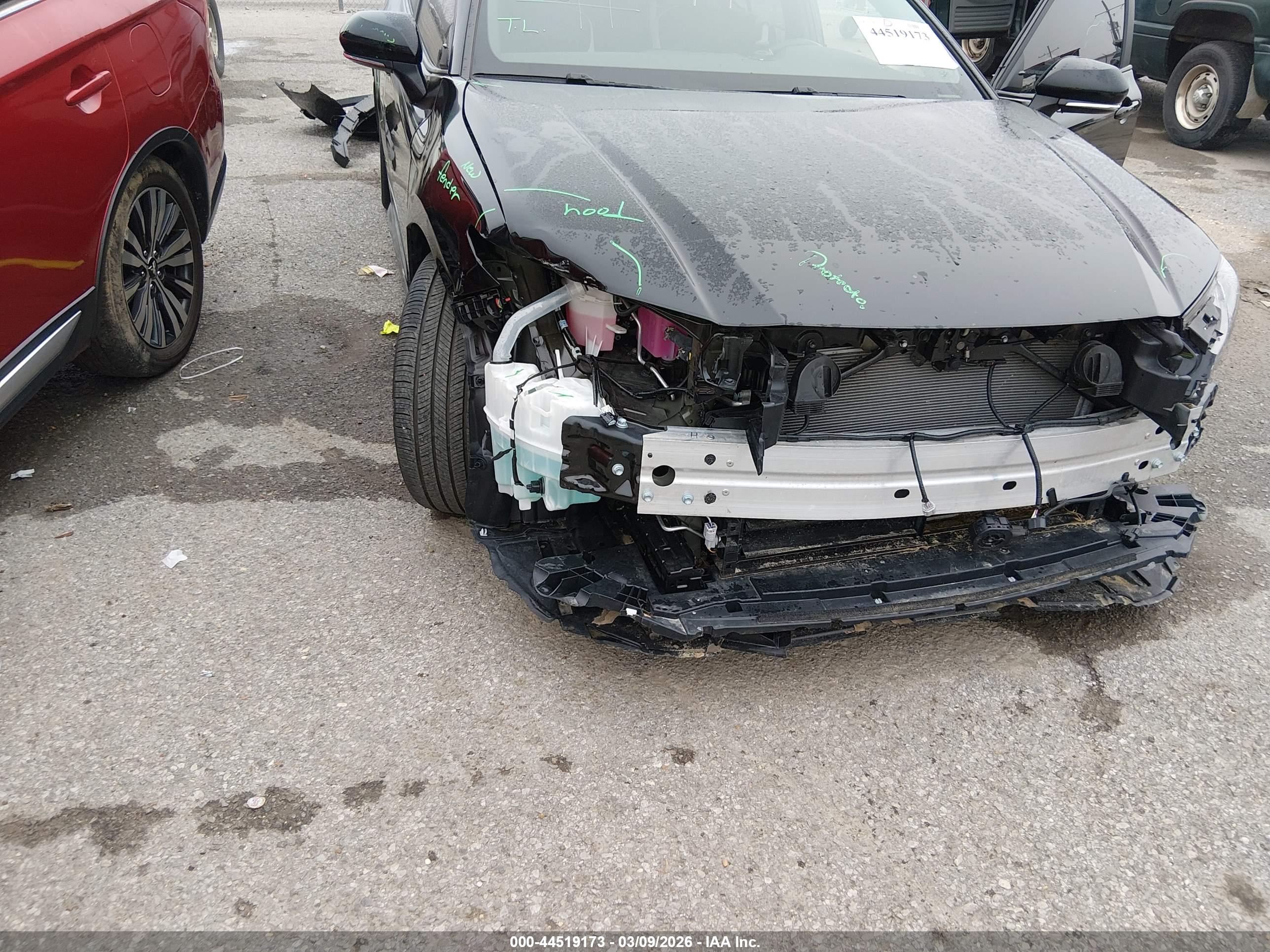 TOYOTA CAMRY image 6