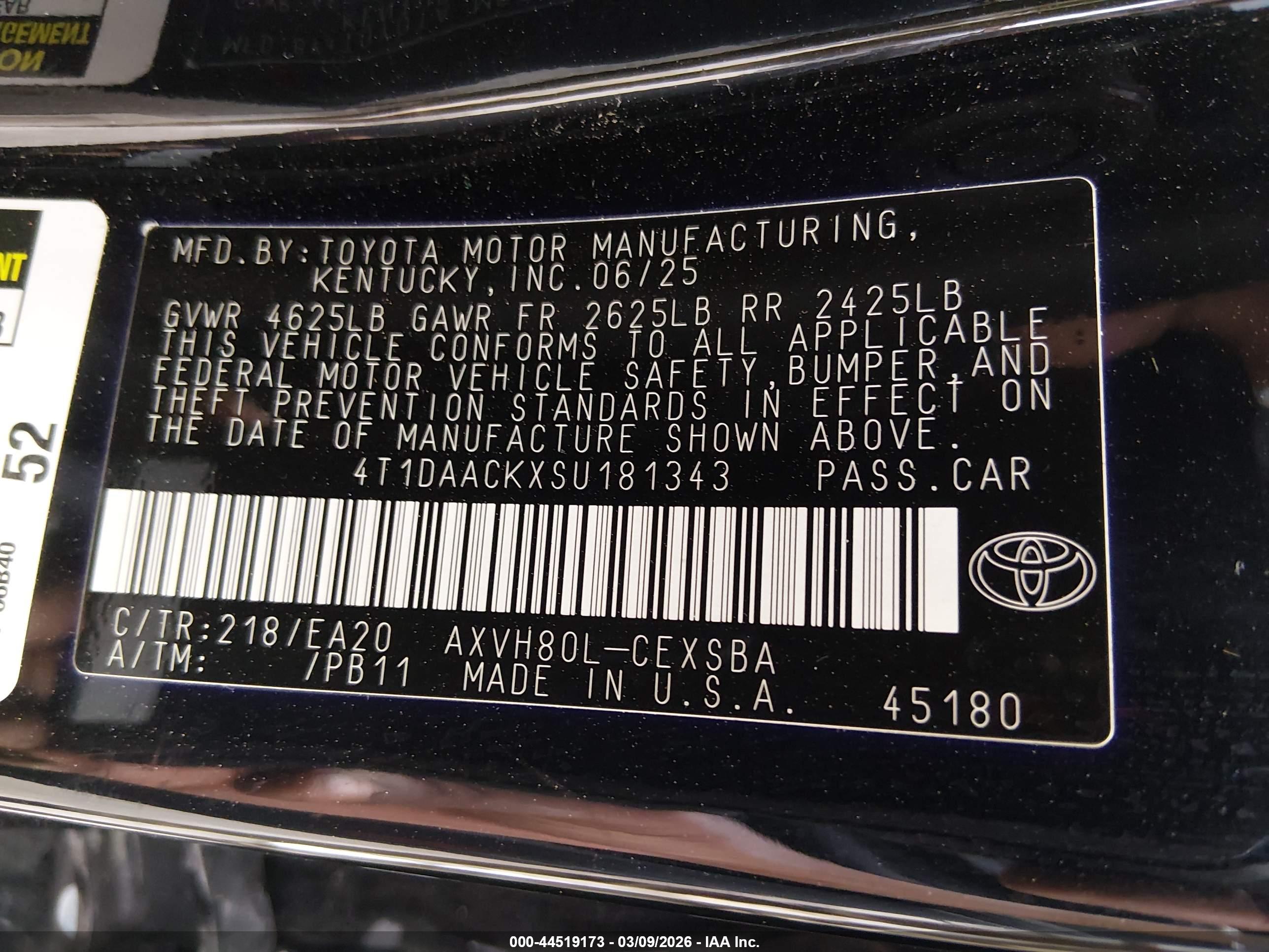 TOYOTA CAMRY image 9