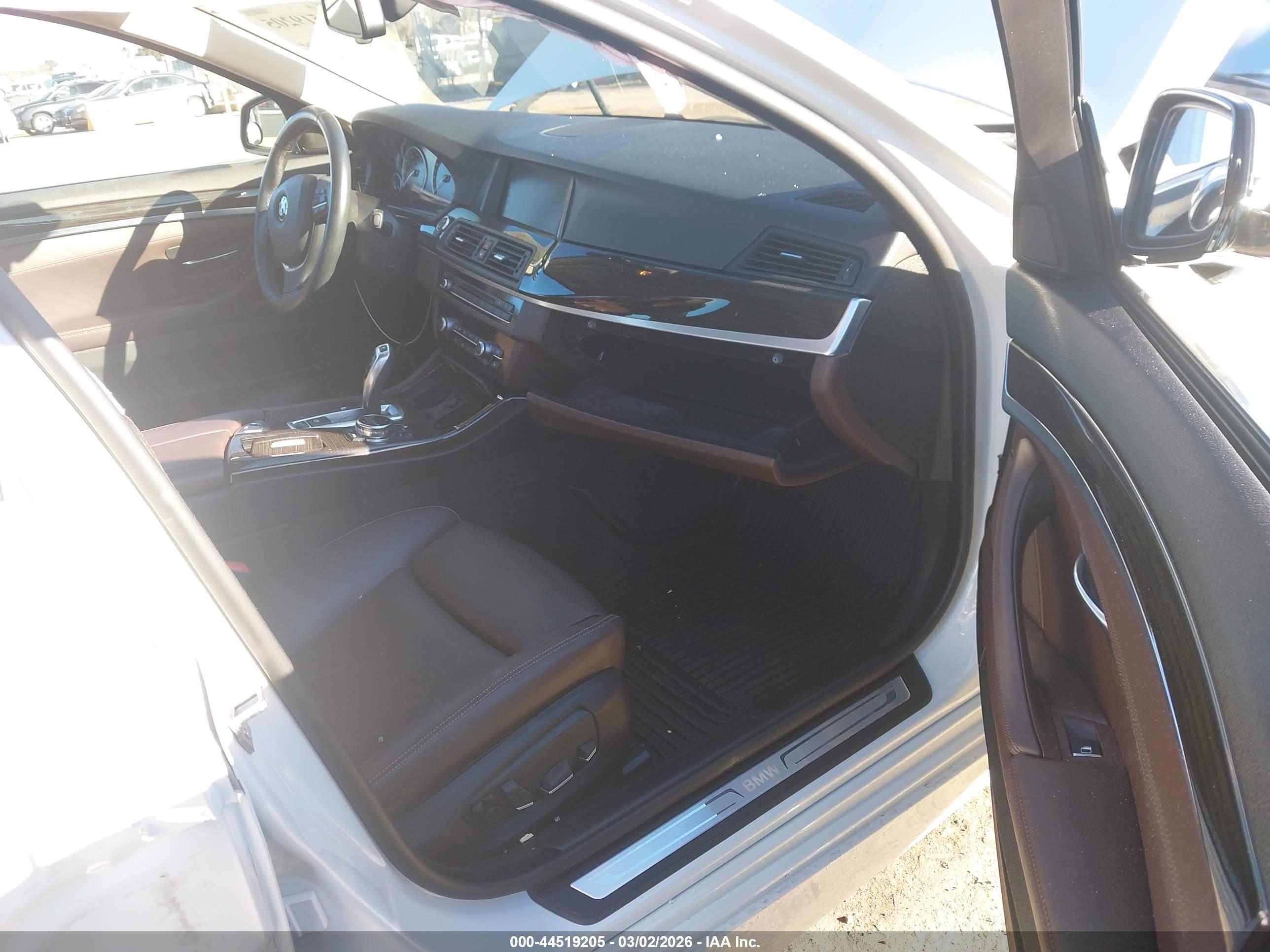 BMW 535I image 5