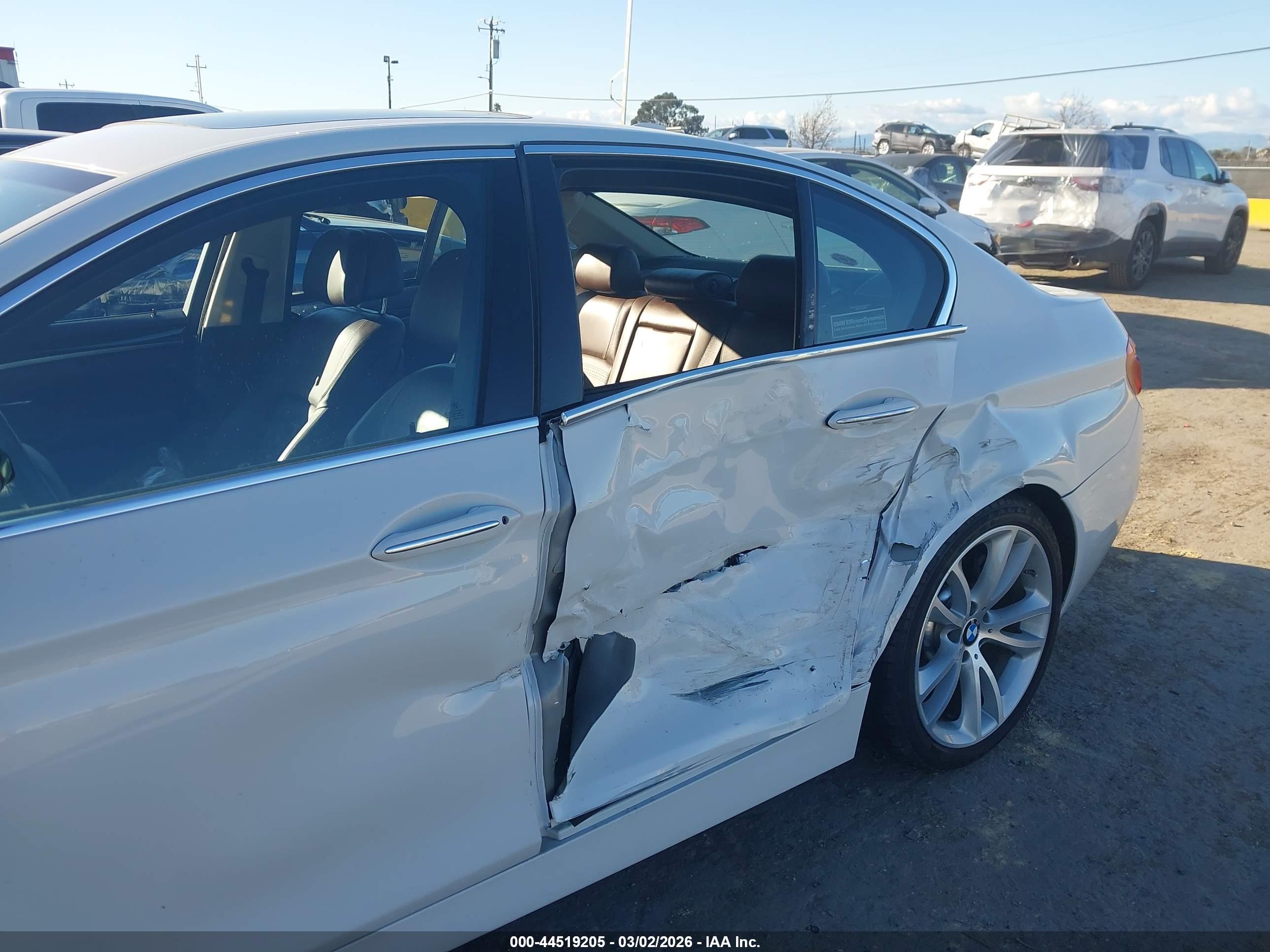 BMW 535I image 6
