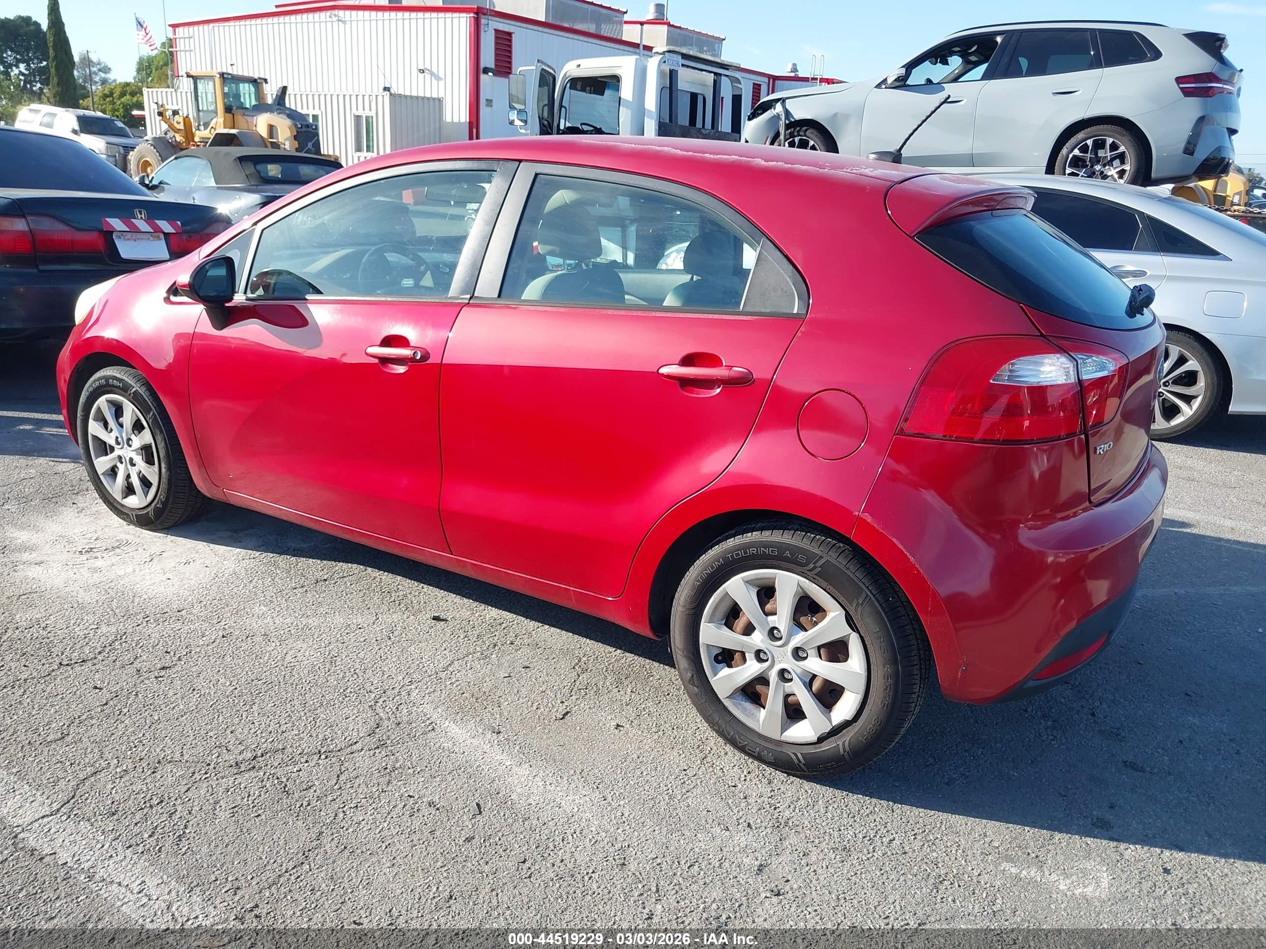 KIA RIO image 3