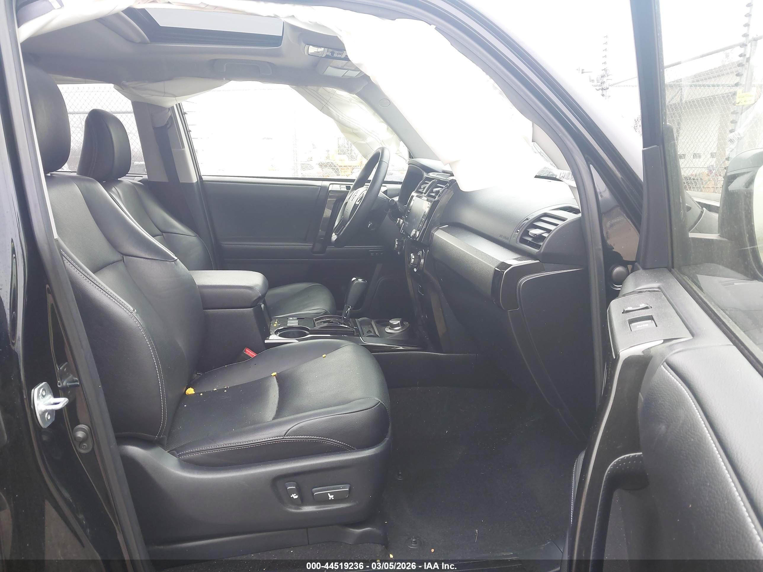 TOYOTA 4RUNNER image 5