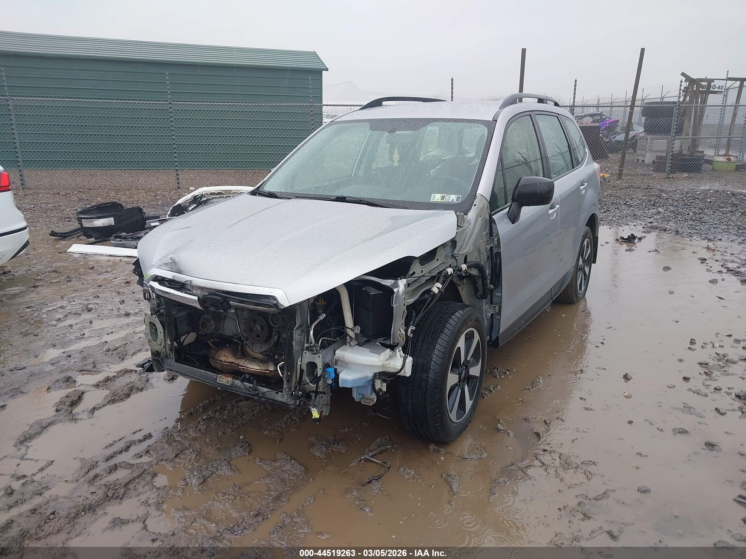 SUBARU FORESTER image 2
