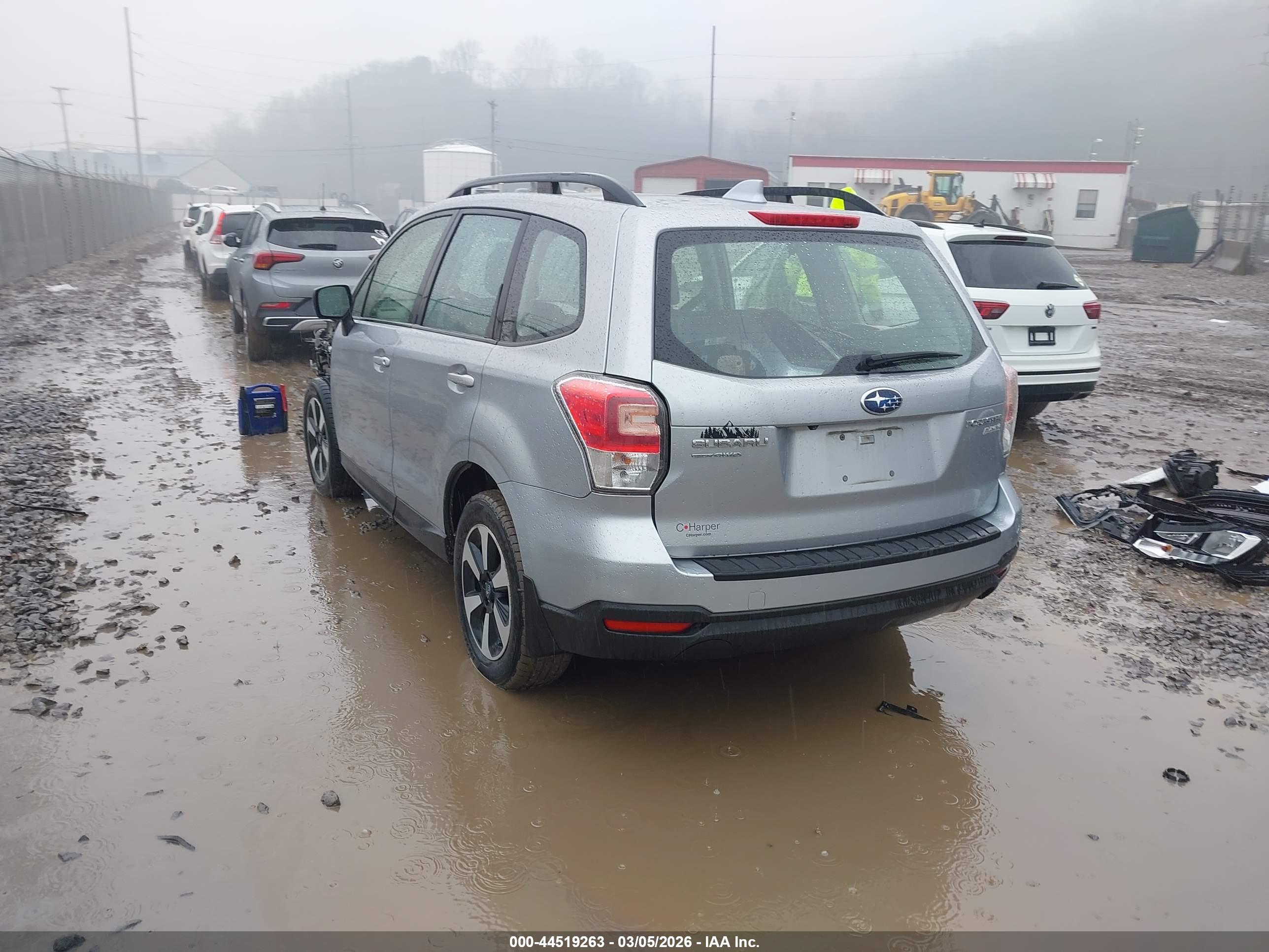 SUBARU FORESTER image 3