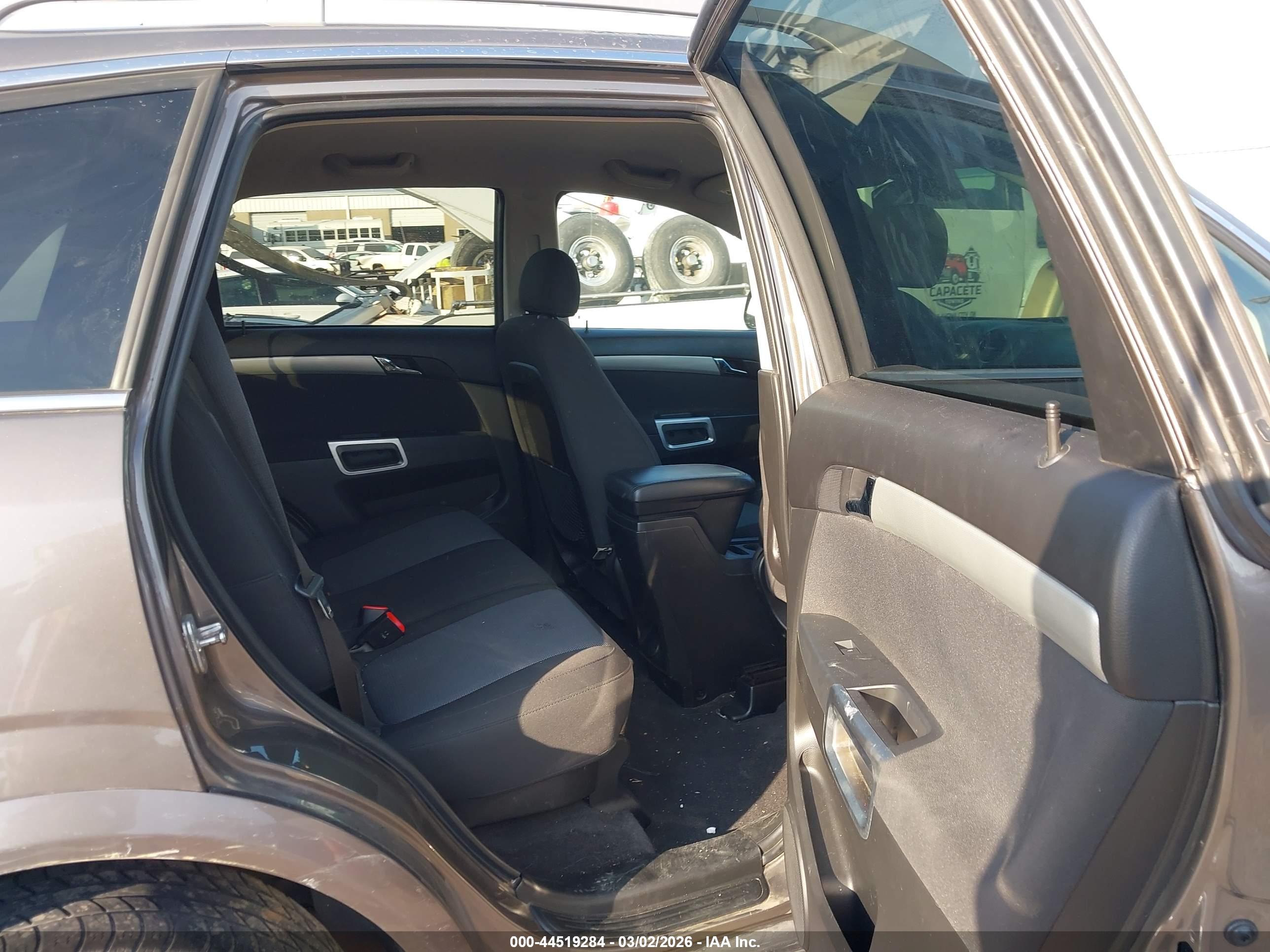 CHEVROLET CAPTIVA image 8