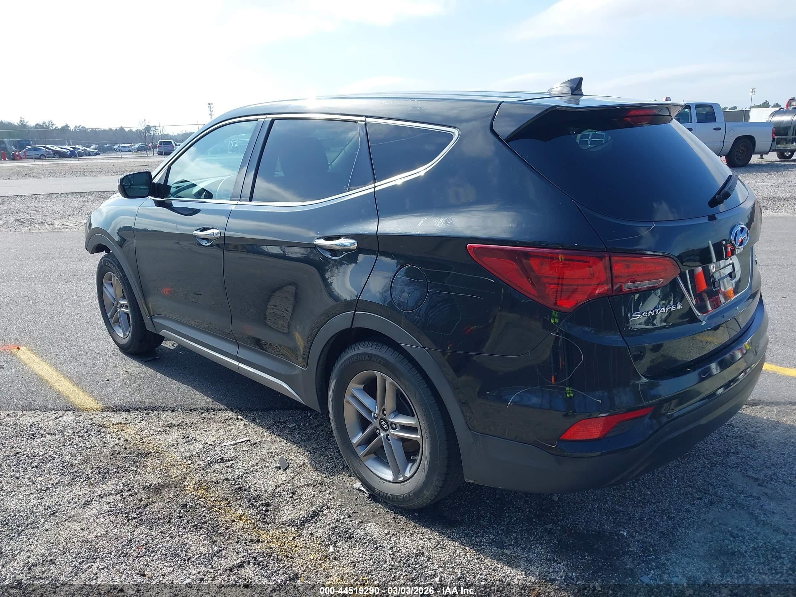 HYUNDAI SANTA image 3