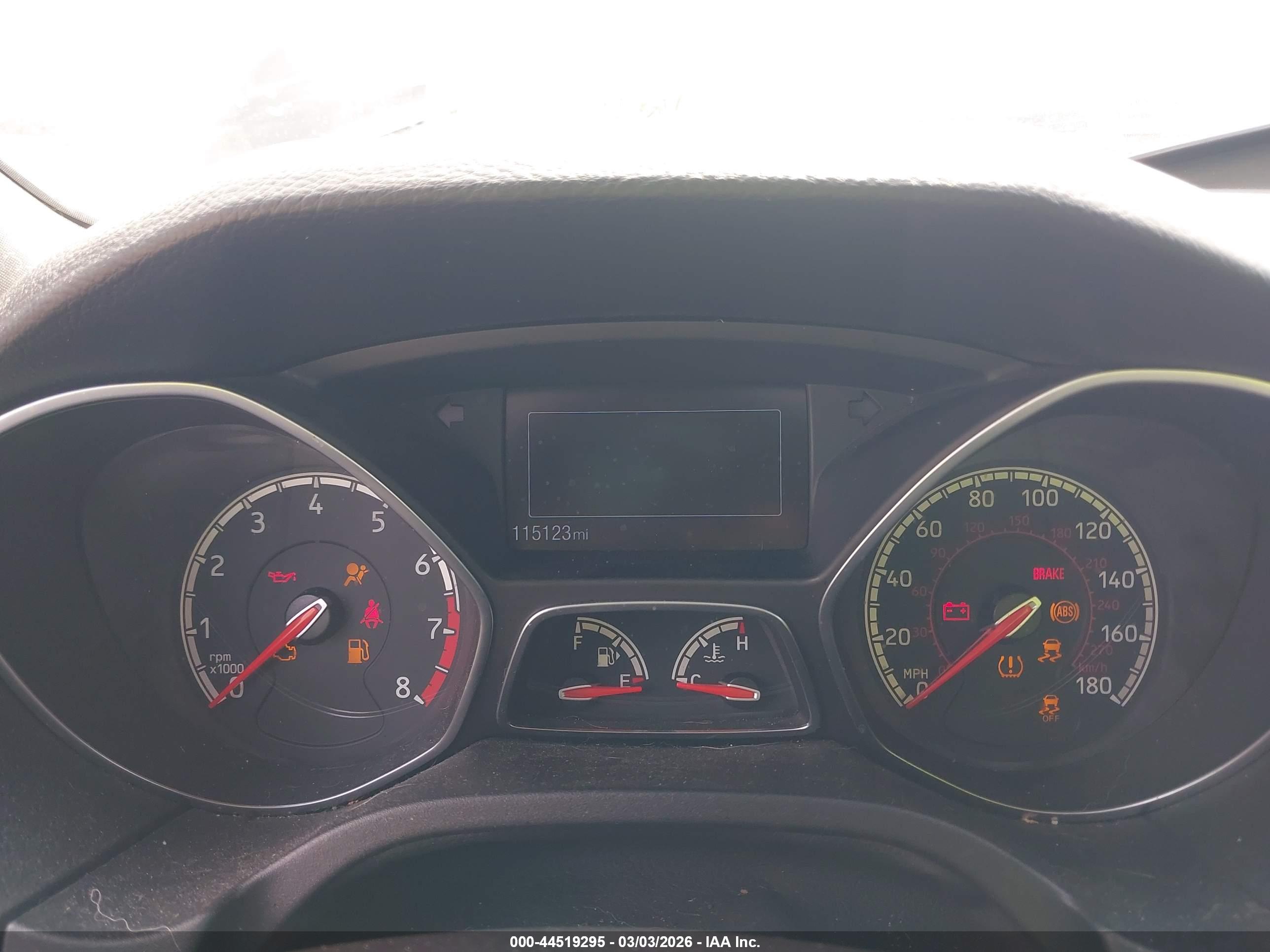 FORD FOCUS image 7