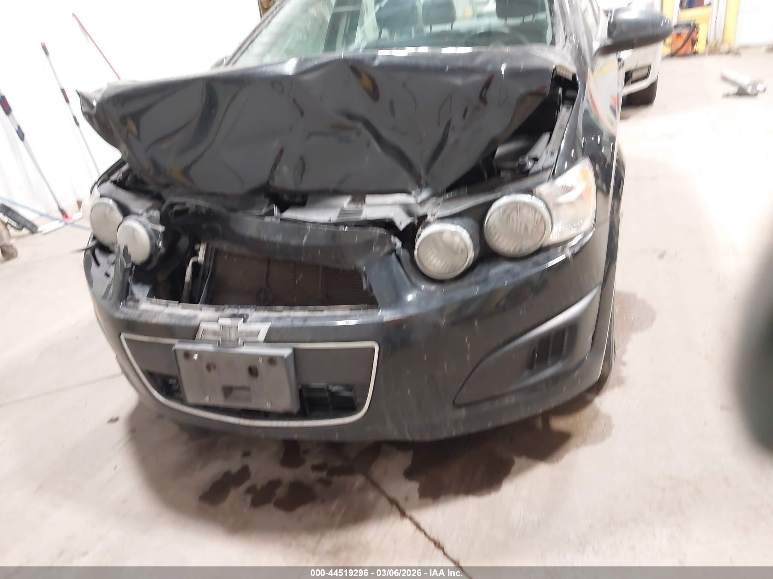 CHEVROLET SONIC image 6