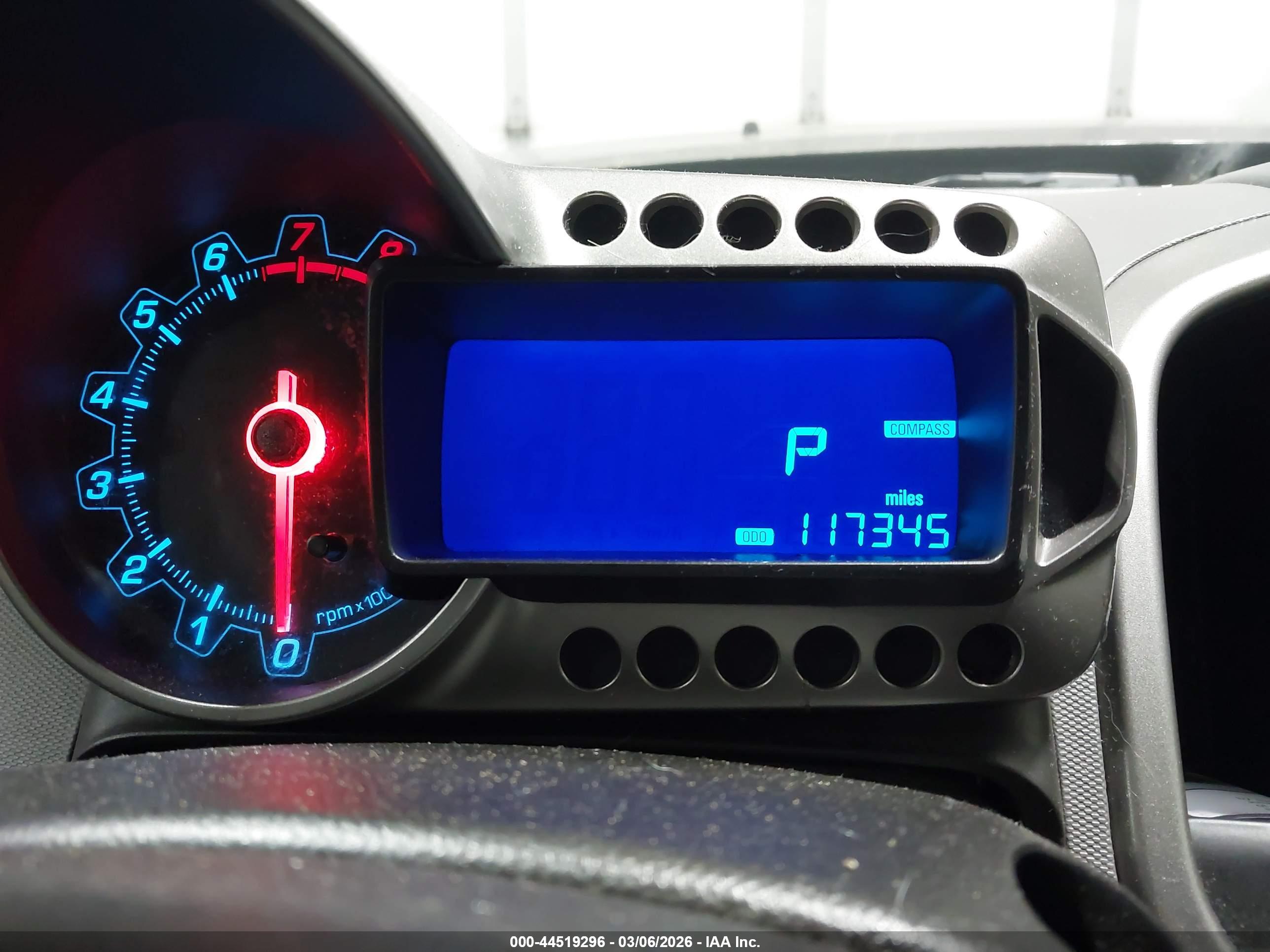 CHEVROLET SONIC image 7
