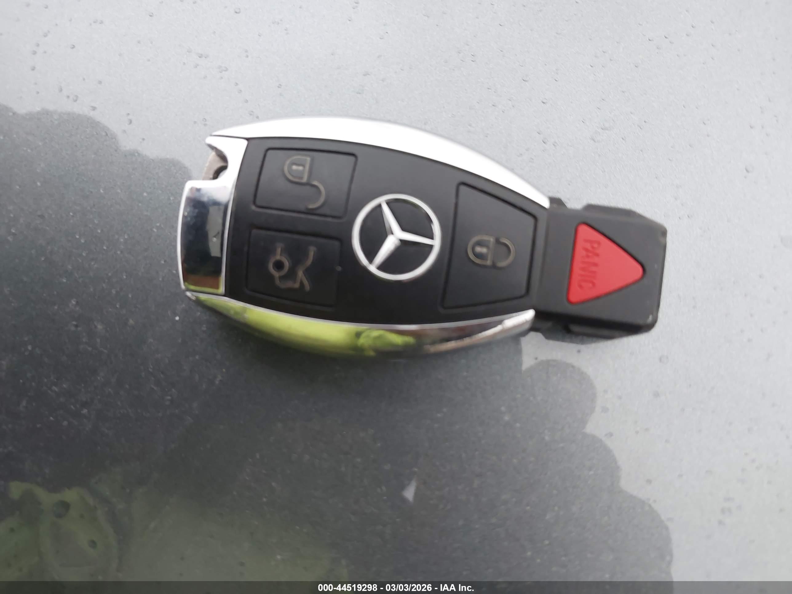 MERCEDES-BENZ C image 11