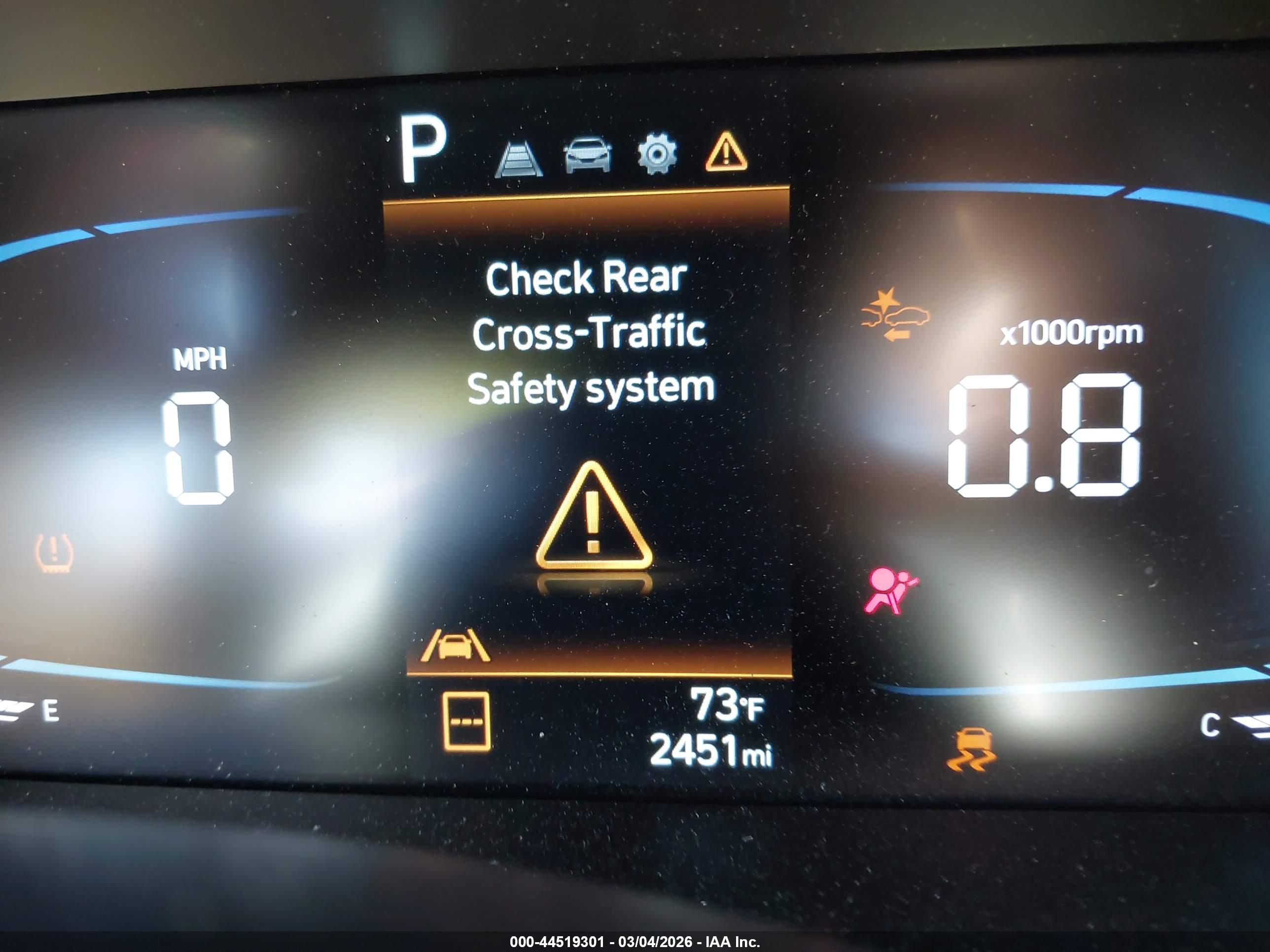 HYUNDAI ELANTRA image 7