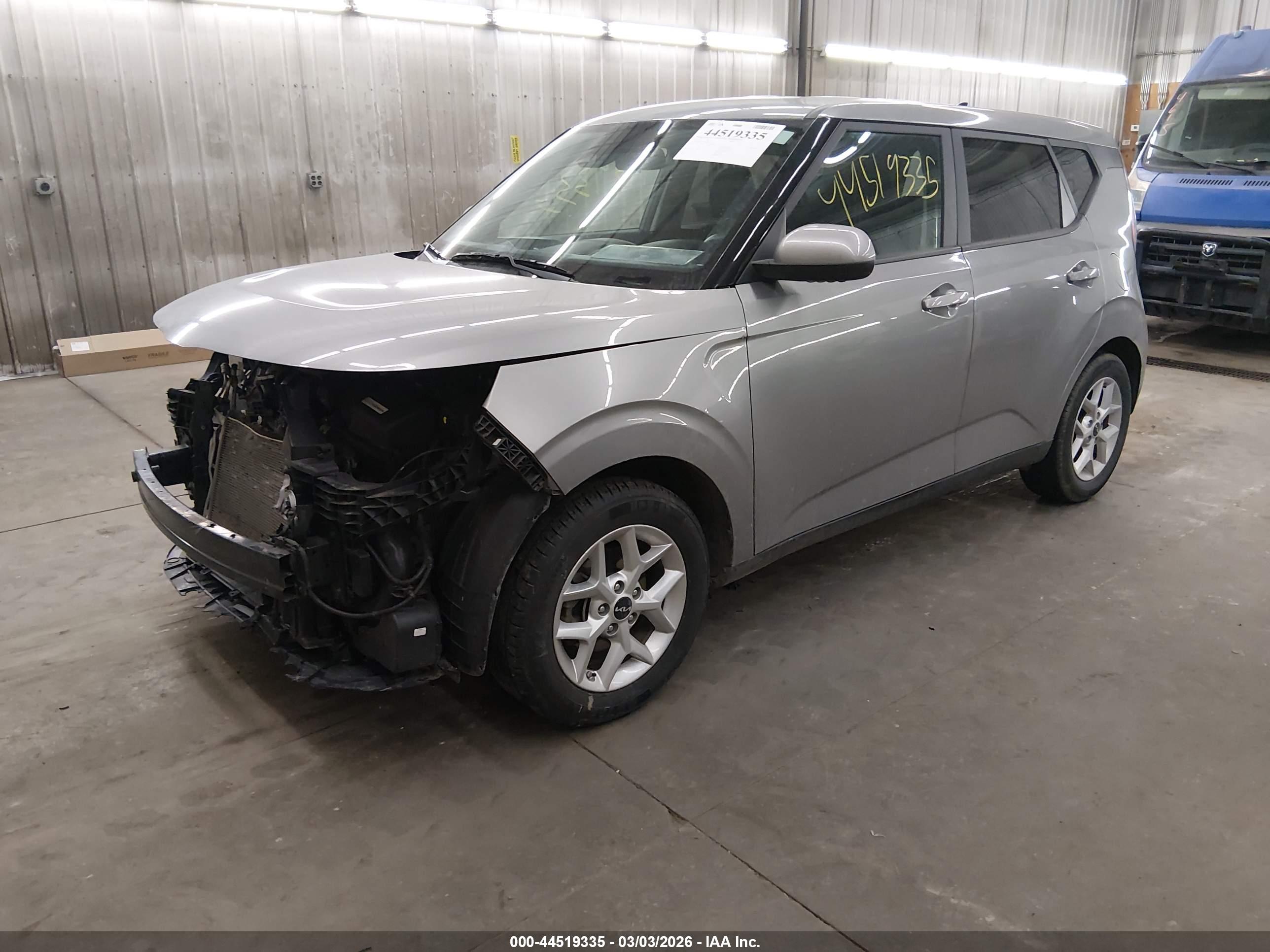 KIA SOUL image 2