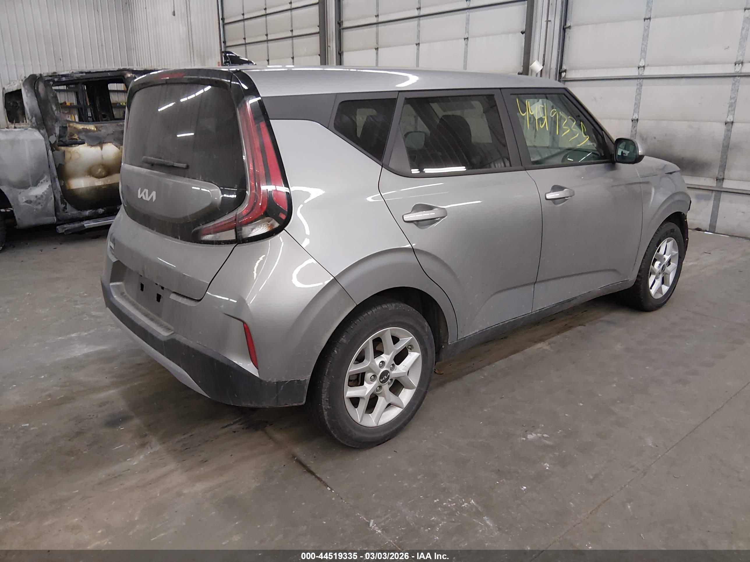 KIA SOUL image 4