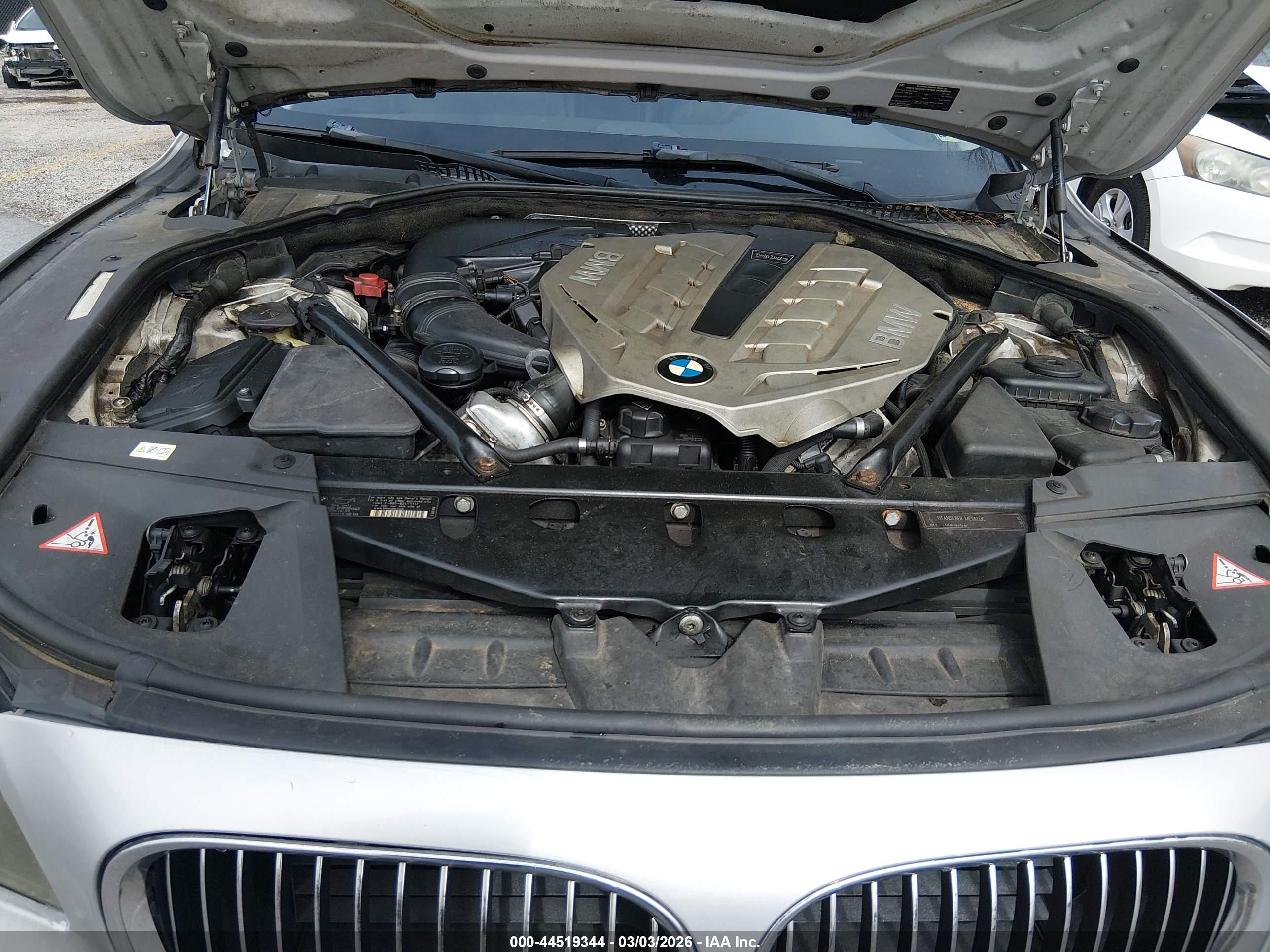 BMW 750LI image 10