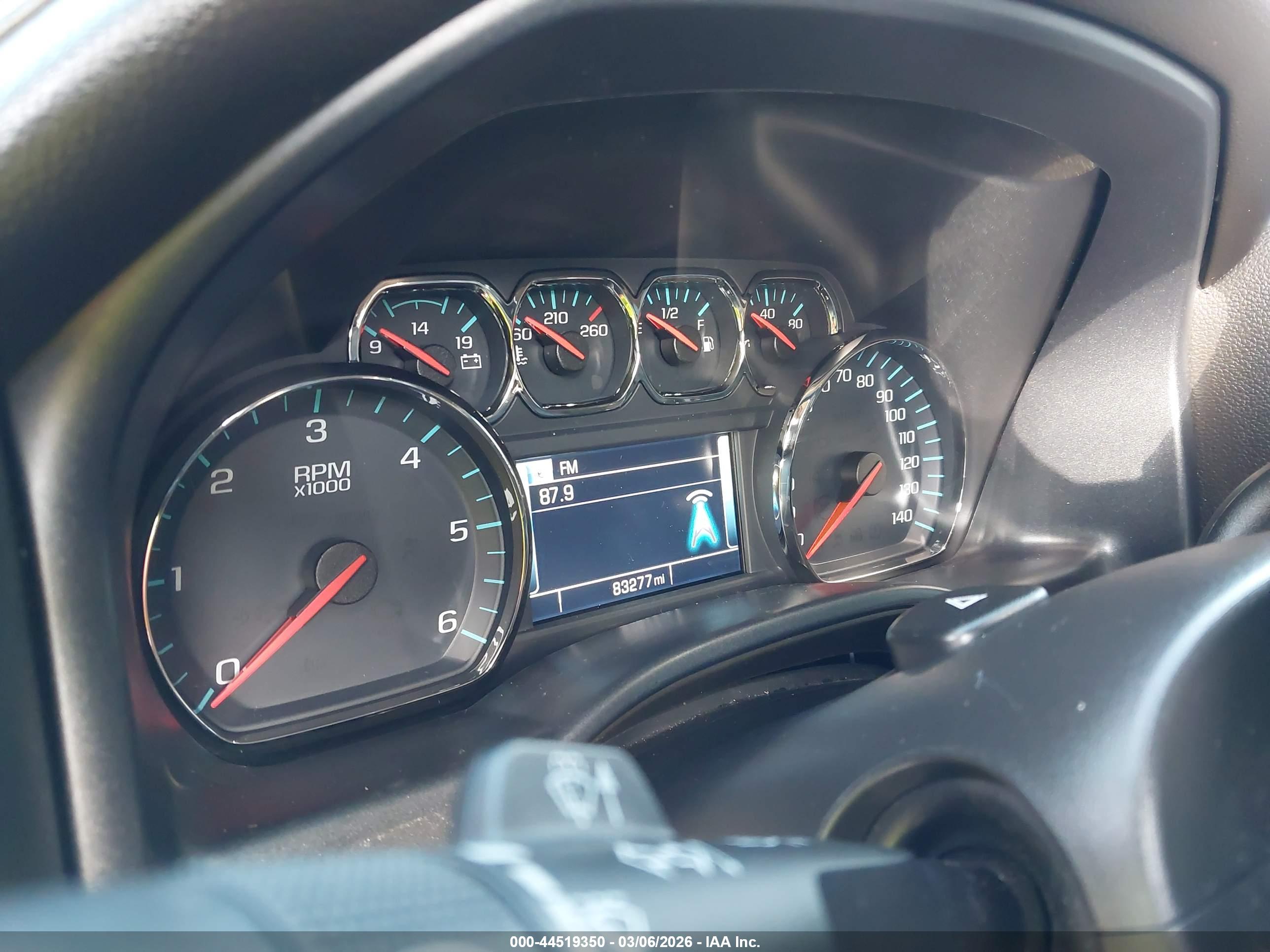 CHEVROLET SILVERADO image 7