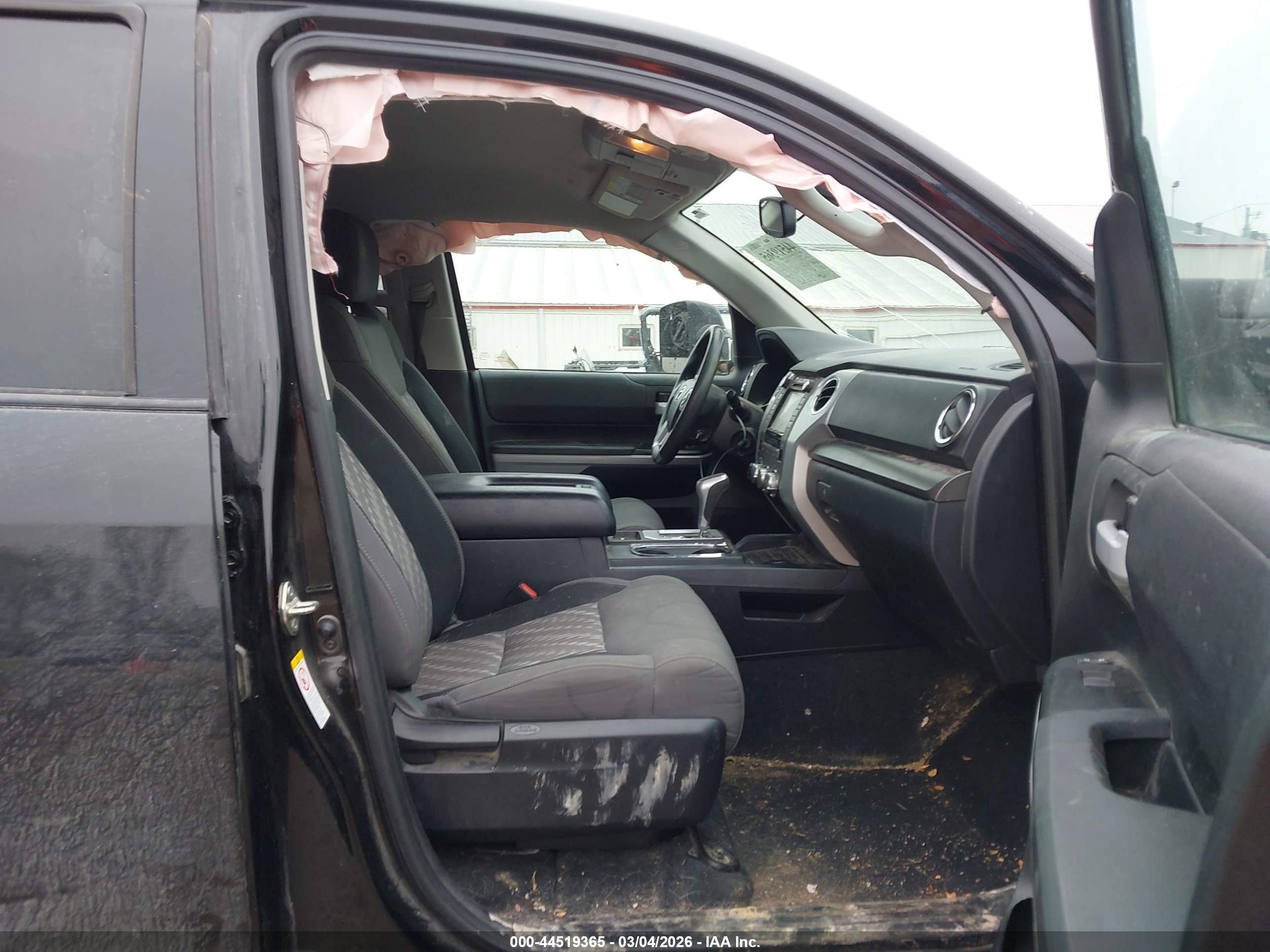 TOYOTA TUNDRA image 5