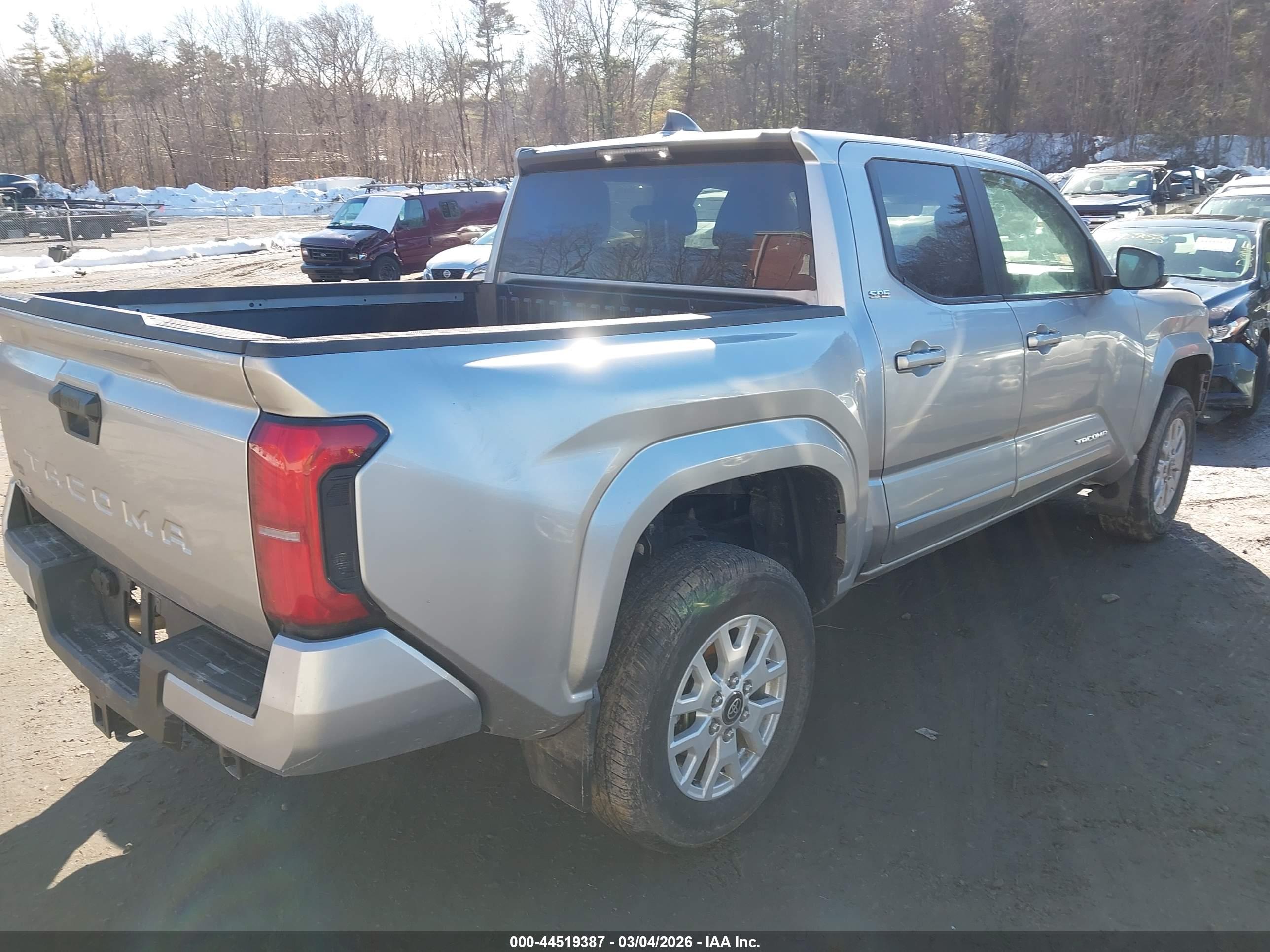 TOYOTA TACOMA image 4