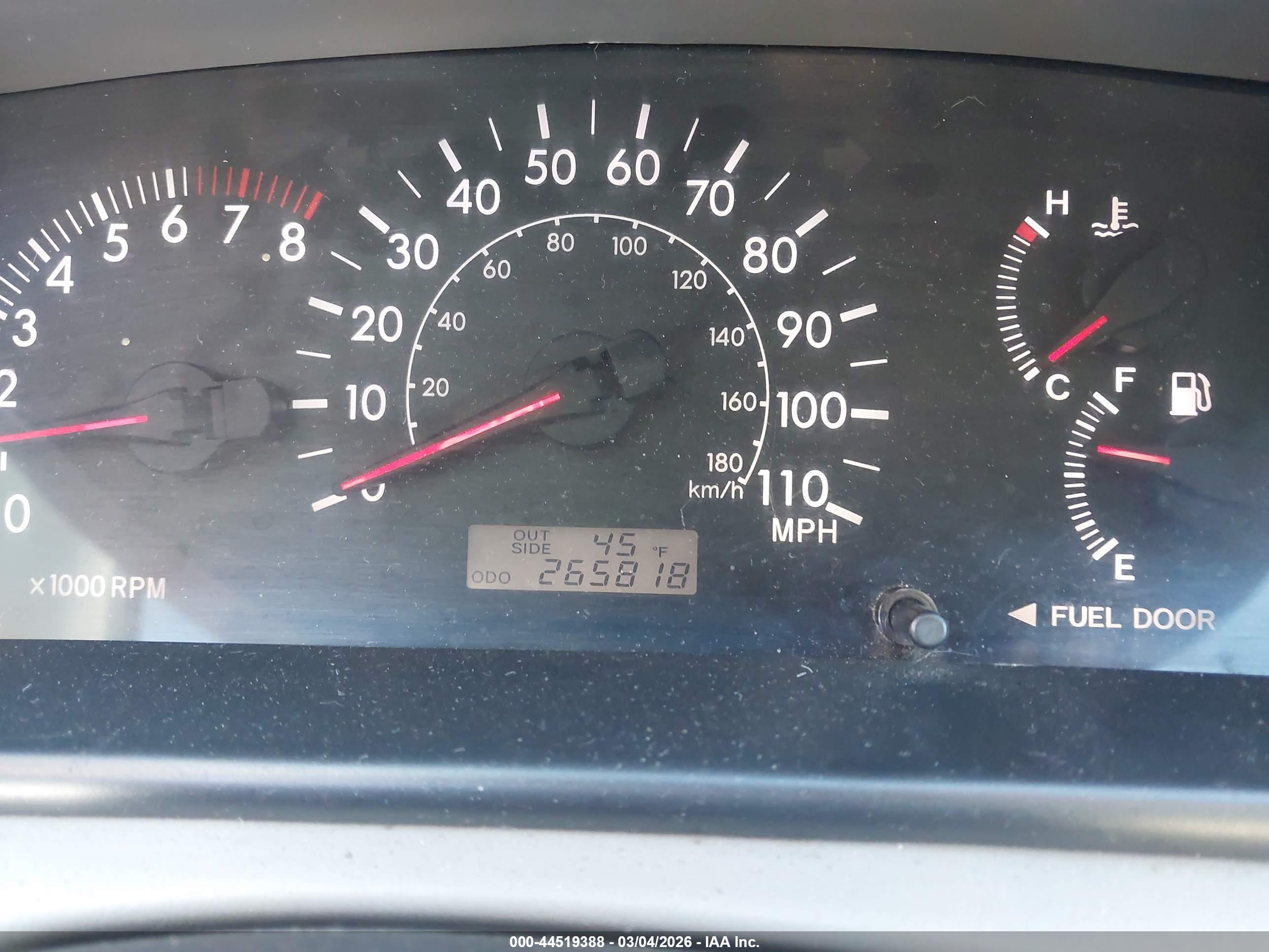 TOYOTA COROLLA image 7
