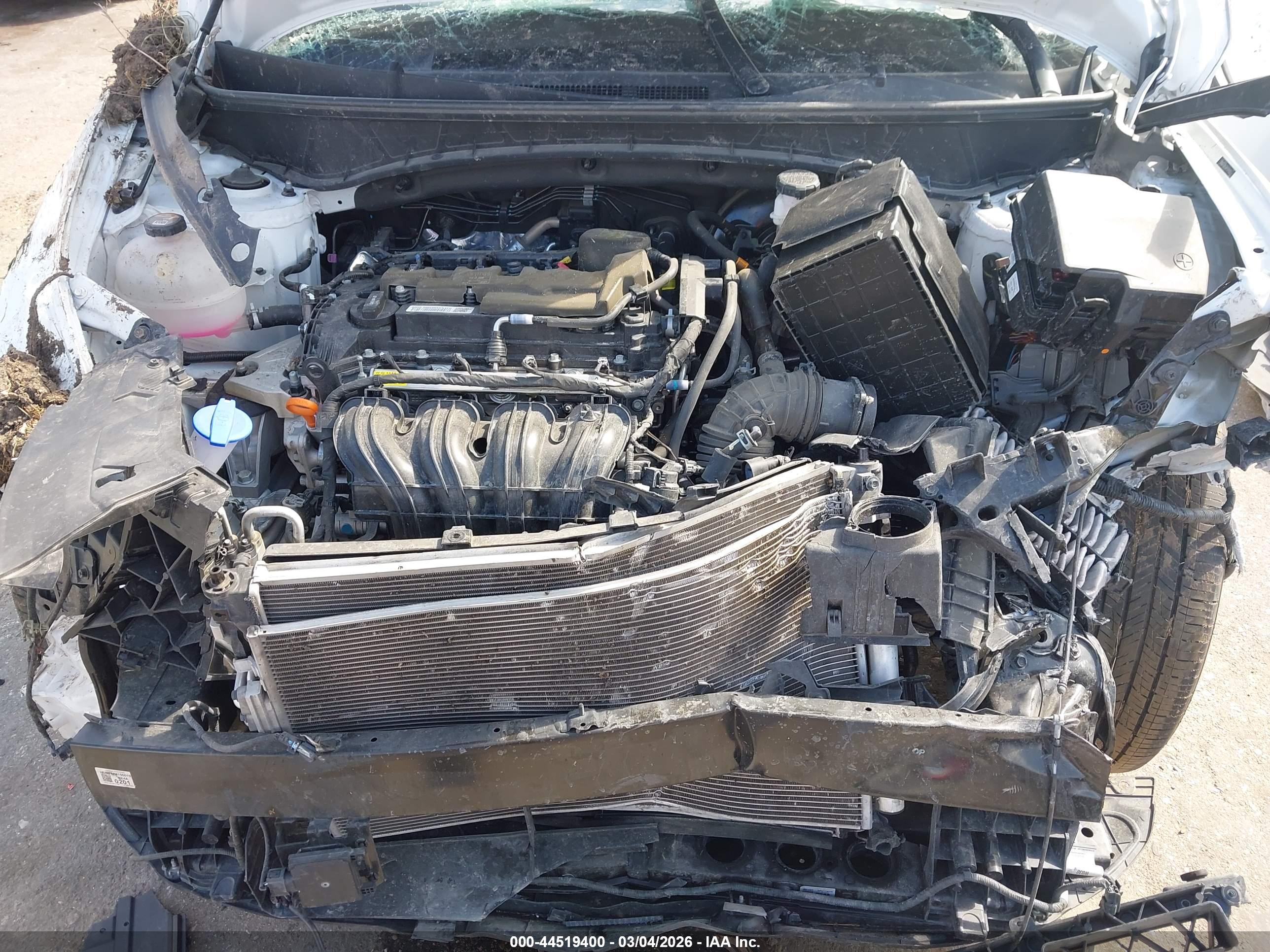HYUNDAI TUCSON image 10