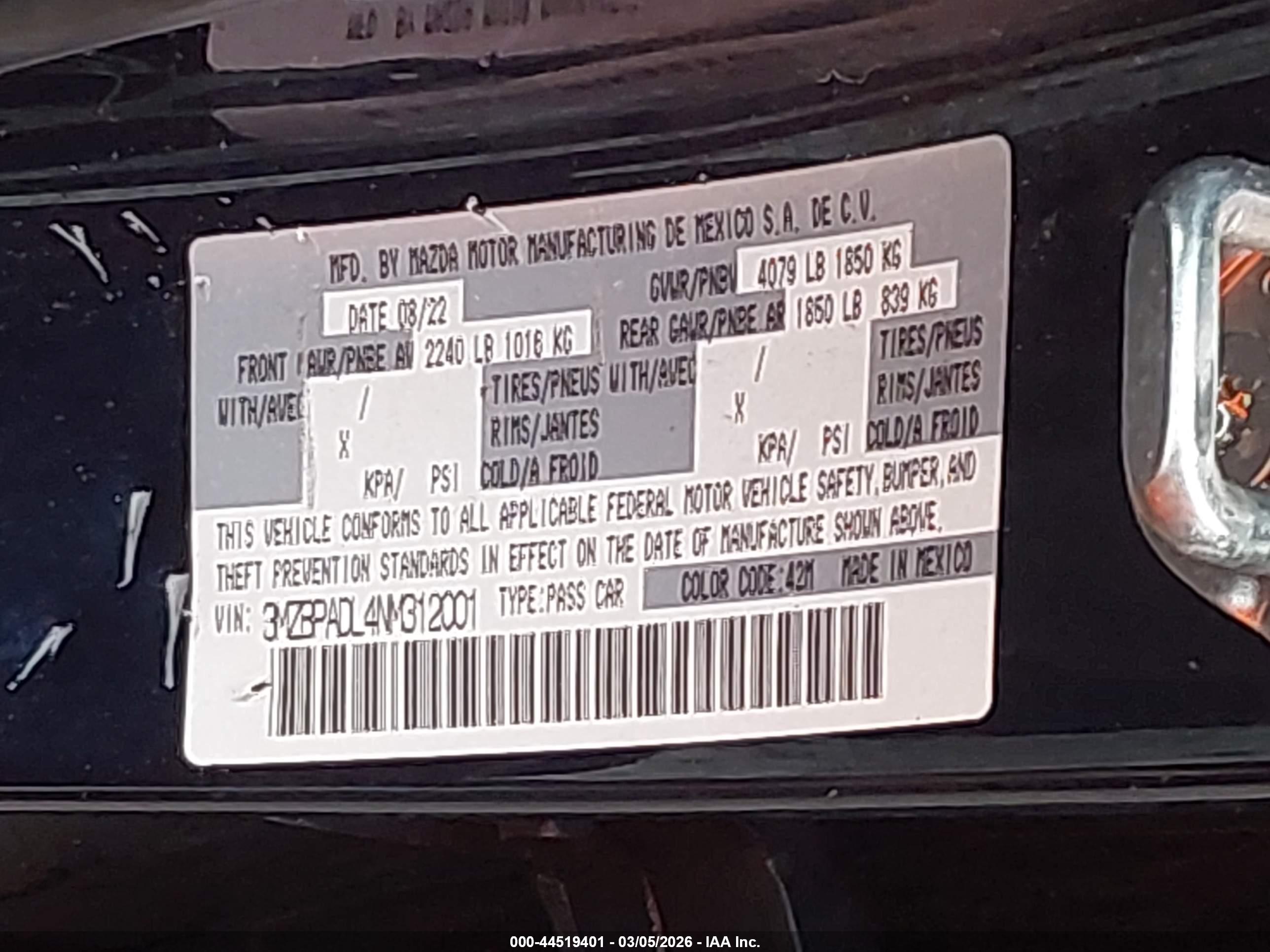 MAZDA MAZDA3 image 9