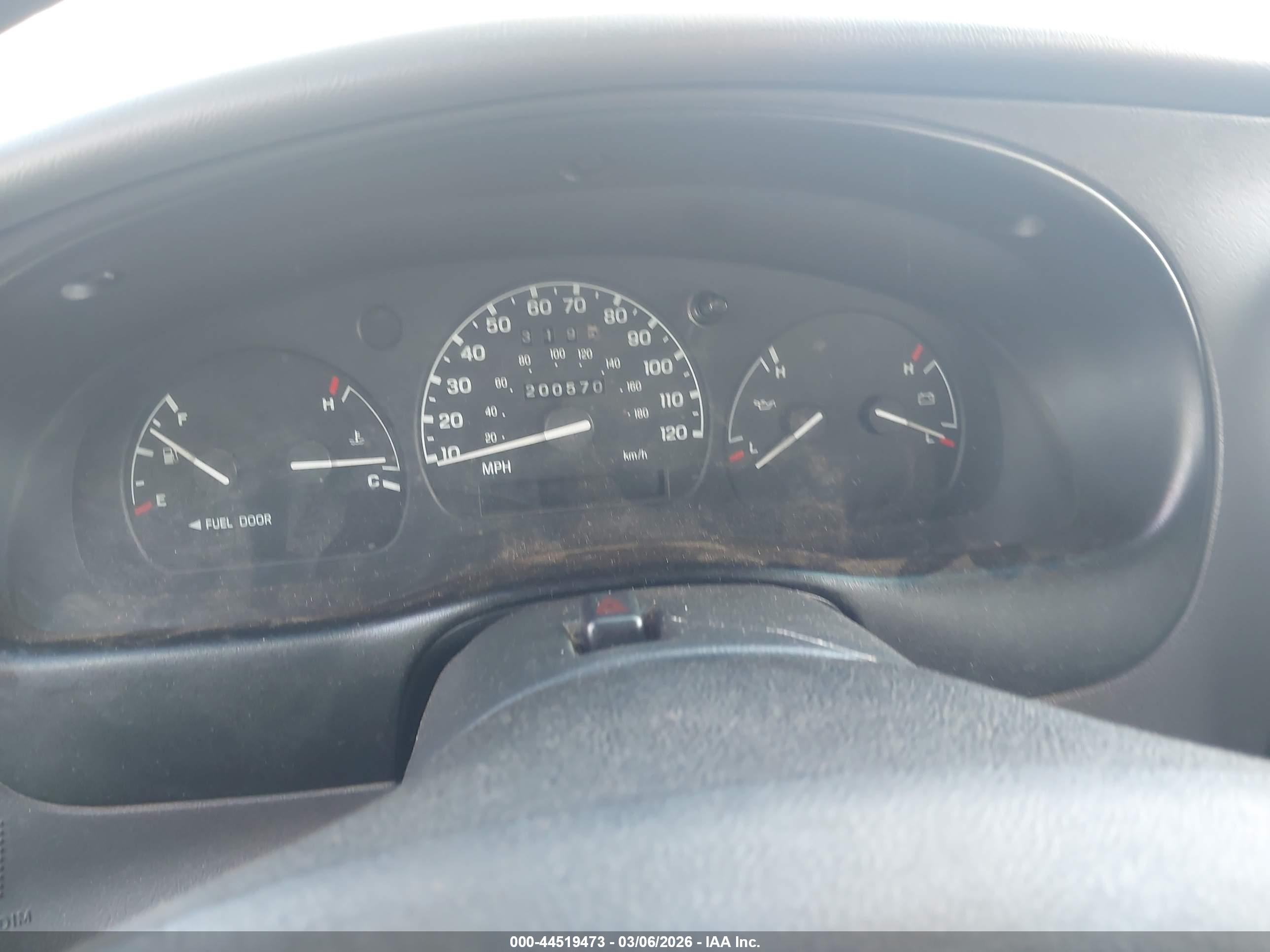 FORD RANGER image 7